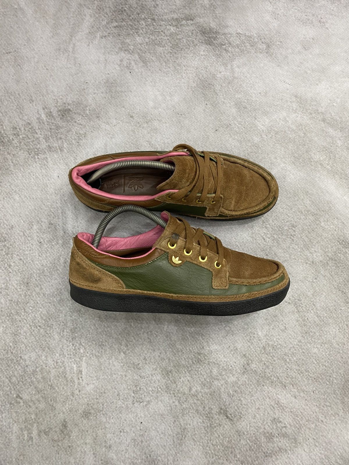 Adidas Adidas mcCarten nad flanders x the simpsons Size US 9 / EU 42 - 2 Thumbnail