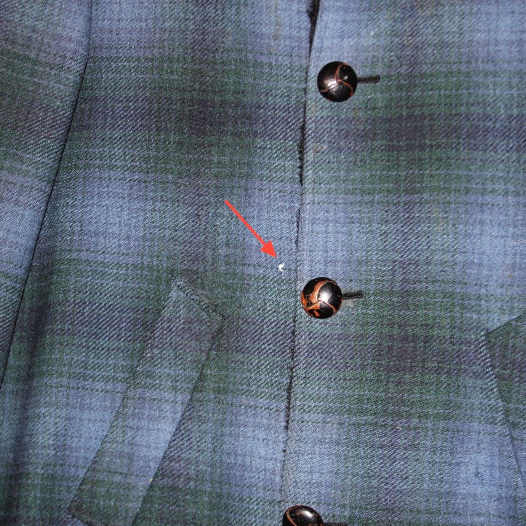 Pendleton VTG Pendleton Coat Mens L Blue Green Plaid Wool Blend Fur Collar Button Front Size US L / EU 52-54 / 3 - 2 Thumbnail