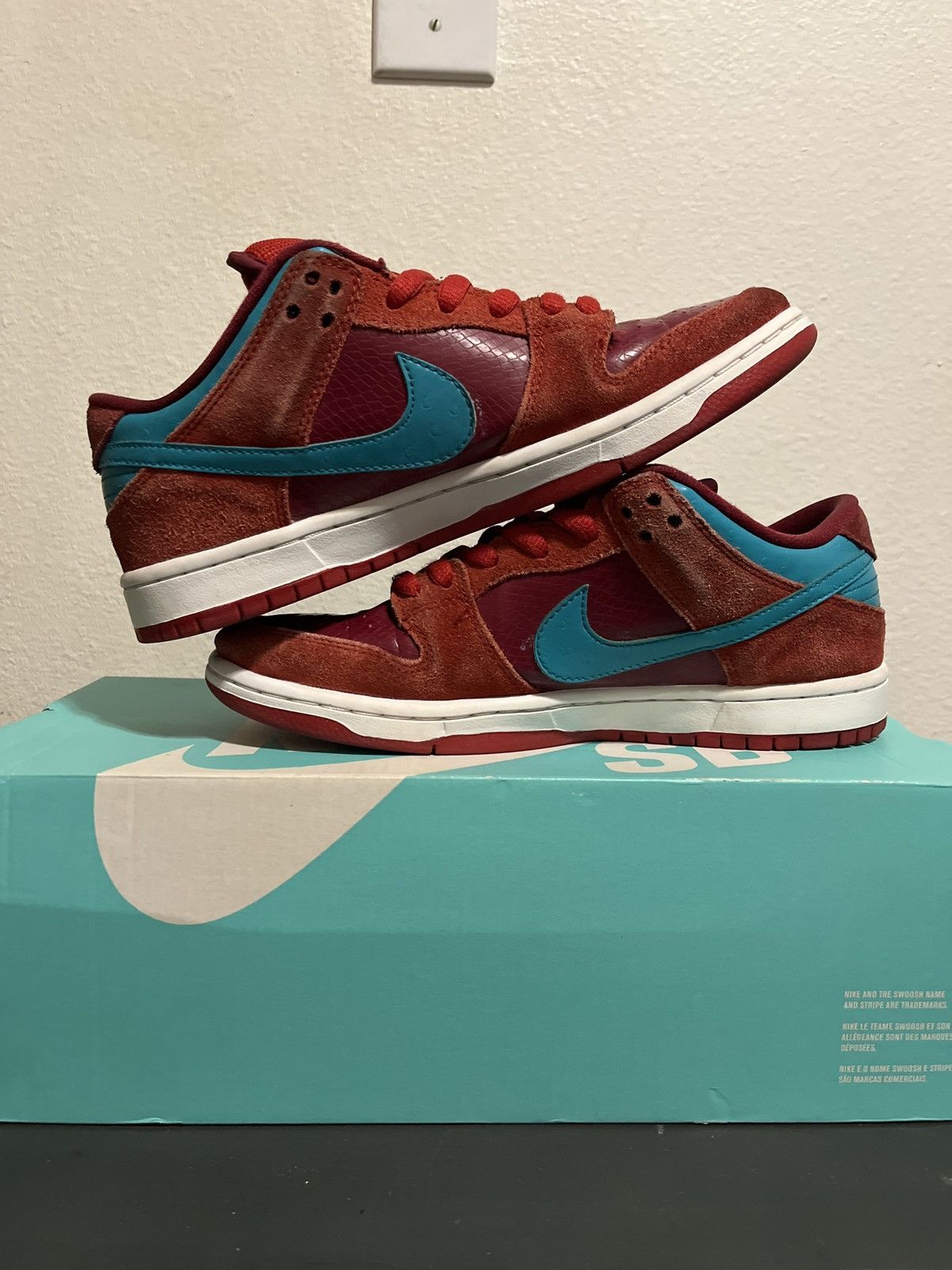 Nike Size 8 - Nike Dunk Pro SB Low Brickhouse Turbo Green Size US 8 / EU 41 - 2 Thumbnail