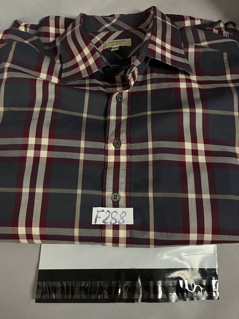 Burberry Burberry Shirt Nova Check Navy Size US L / EU 52-54 / 3 - 12 Thumbnail