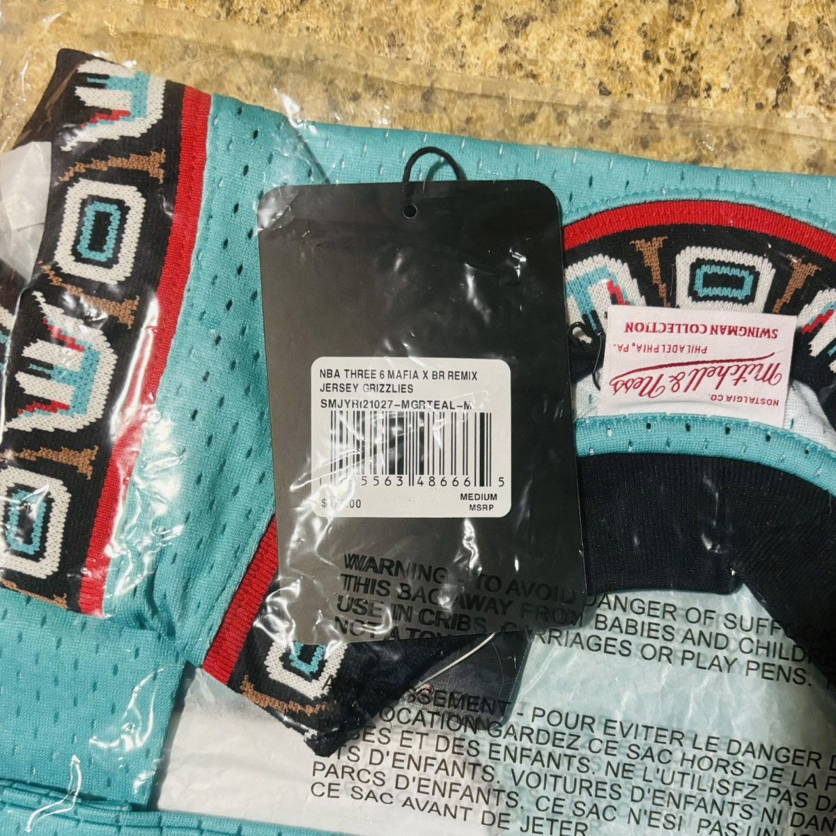 Mitchell & Ness Three 6 Mafia X Memphis Grizzlies Mitchell & Ness Jersey M Size US M / EU 48-50 / 2 - 3 Thumbnail