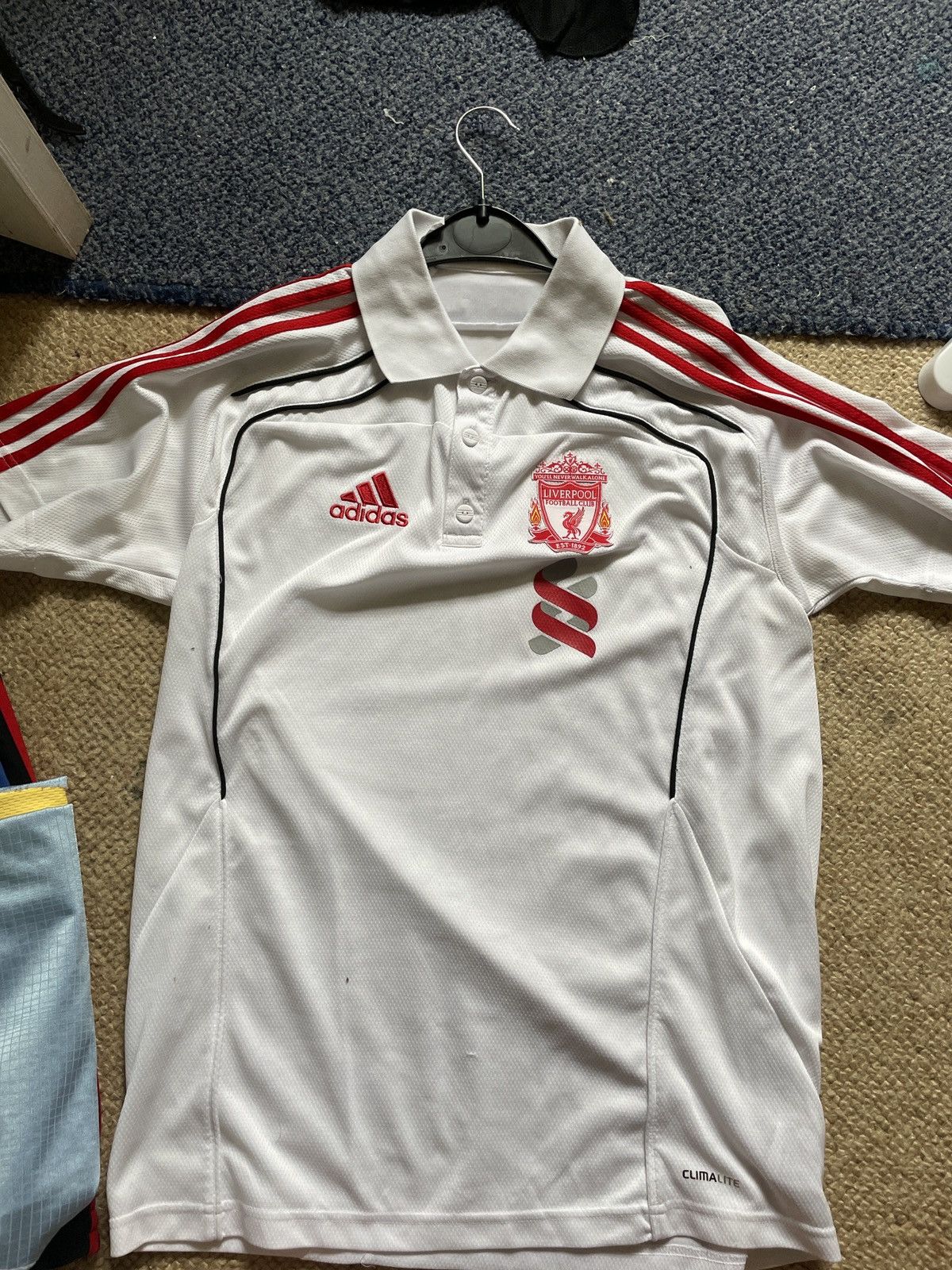 Adidas Liverpool Retro top adidas Size US M / EU 48-50 / 2 - 1 Thumbnail