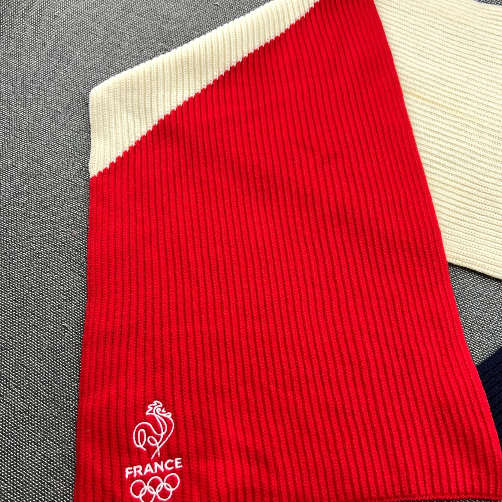Lacoste LACOSTE France Olympic Games Tribute Scarf Limited Edition 100% Wool Crocodile Scarf Multicolor Unisex Wool 70 inches Mens Womens Boys Girls Size ONE SIZE - 6 Thumbnail
