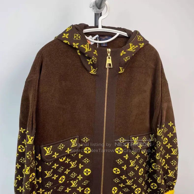 Louis Vuitton Louis Vuitton Monogram Wool Print jacket Size US XXS / EU 40 - 2 Thumbnail