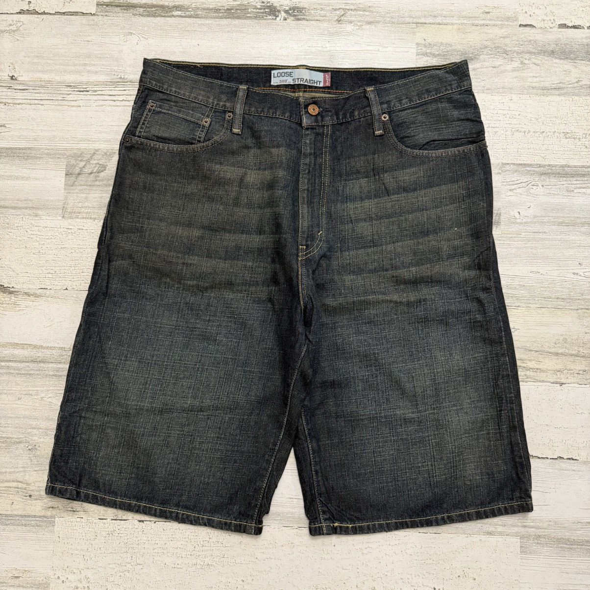 Levi's Y2K Levi’s 569 Dark Blue Baggy Wide Denim Shorts Jorts 36 Size US 36 / EU 52 - 5 Thumbnail