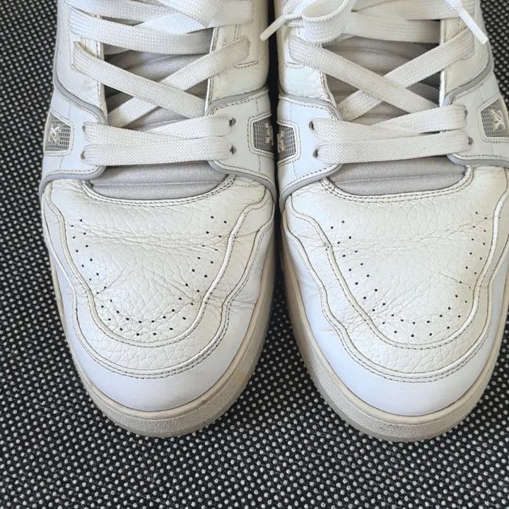 Louis Vuitton Louis Vuitton Trainer Leather Low-top Fashion Sneakers -250 Size US 9.5 / EU 42-43 - 6 Thumbnail