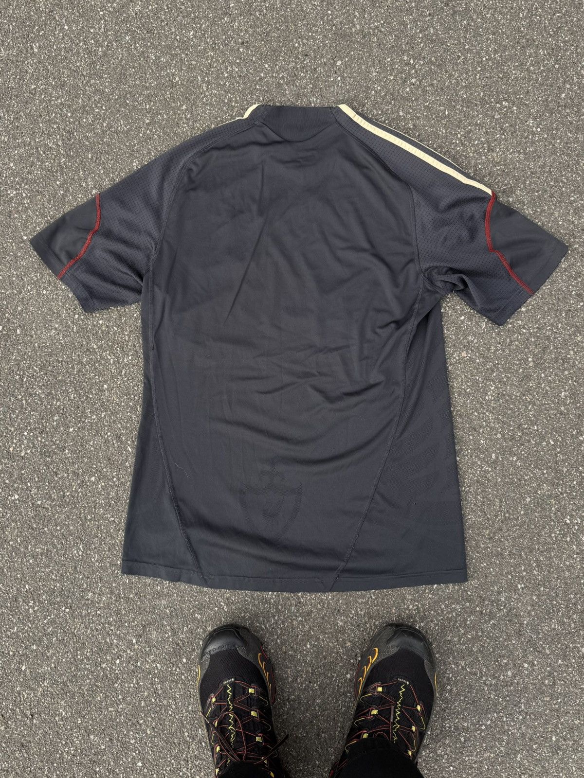 Adidas Vintage Y2K Liverpool 2009 Soccer Rare Blokecore Jersey Size US M / EU 48-50 / 2 - 6 Thumbnail