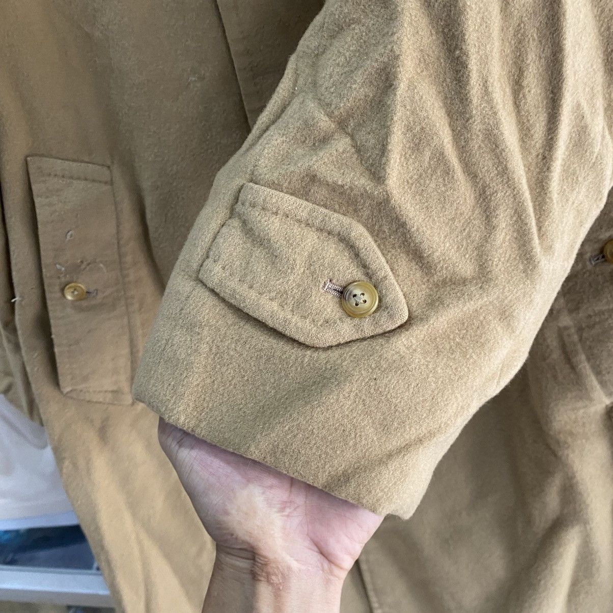 Burberry VINTAGE Burberry Wool Car Coat Beige L Size US L / EU 52-54 / 3 - 12 Thumbnail