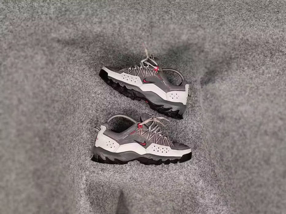 Nike ACG Rare Vintage Nike ACG Trail Low Top Sneakers Outdoor Shoes Size US 5.5 / EU 38 - 1 Thumbnail