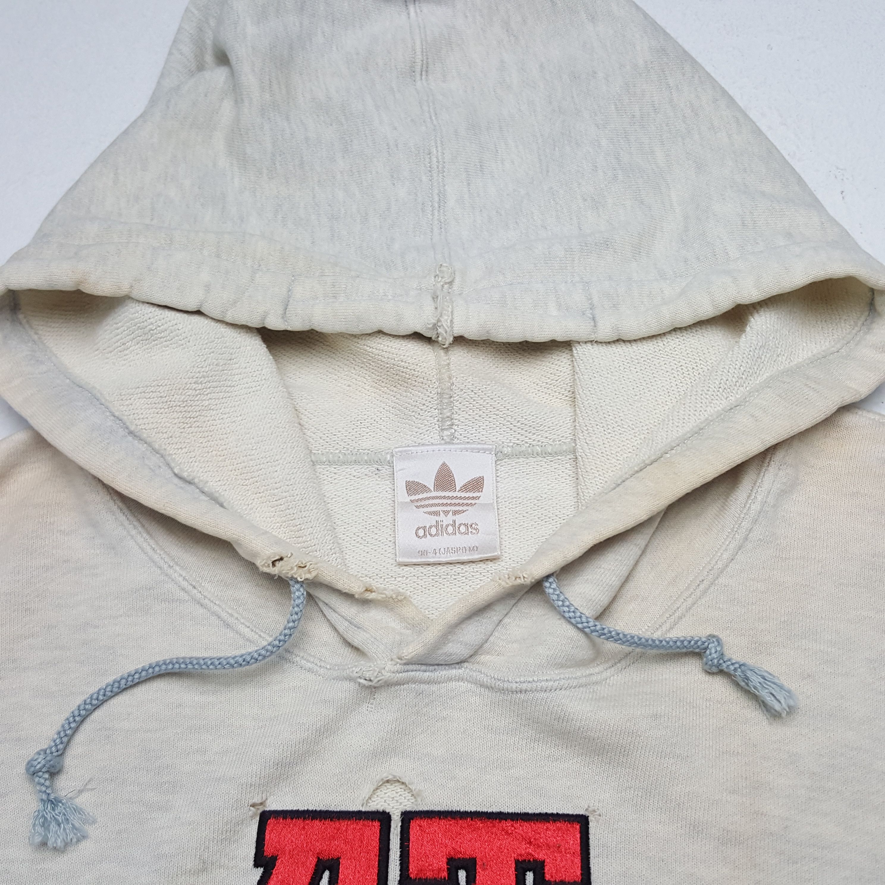 Adidas × Japanese Brand × Vintage Vintage Adidas Three Stripes Club American Sportwear Hoodies Size US L / EU 52-54 / 3 - 4 Thumbnail