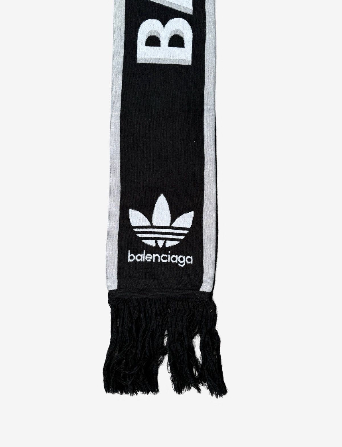 Balenciaga Balenciaga Adidas Soccer Logo Scarf Black Size ONE SIZE - 3 Thumbnail