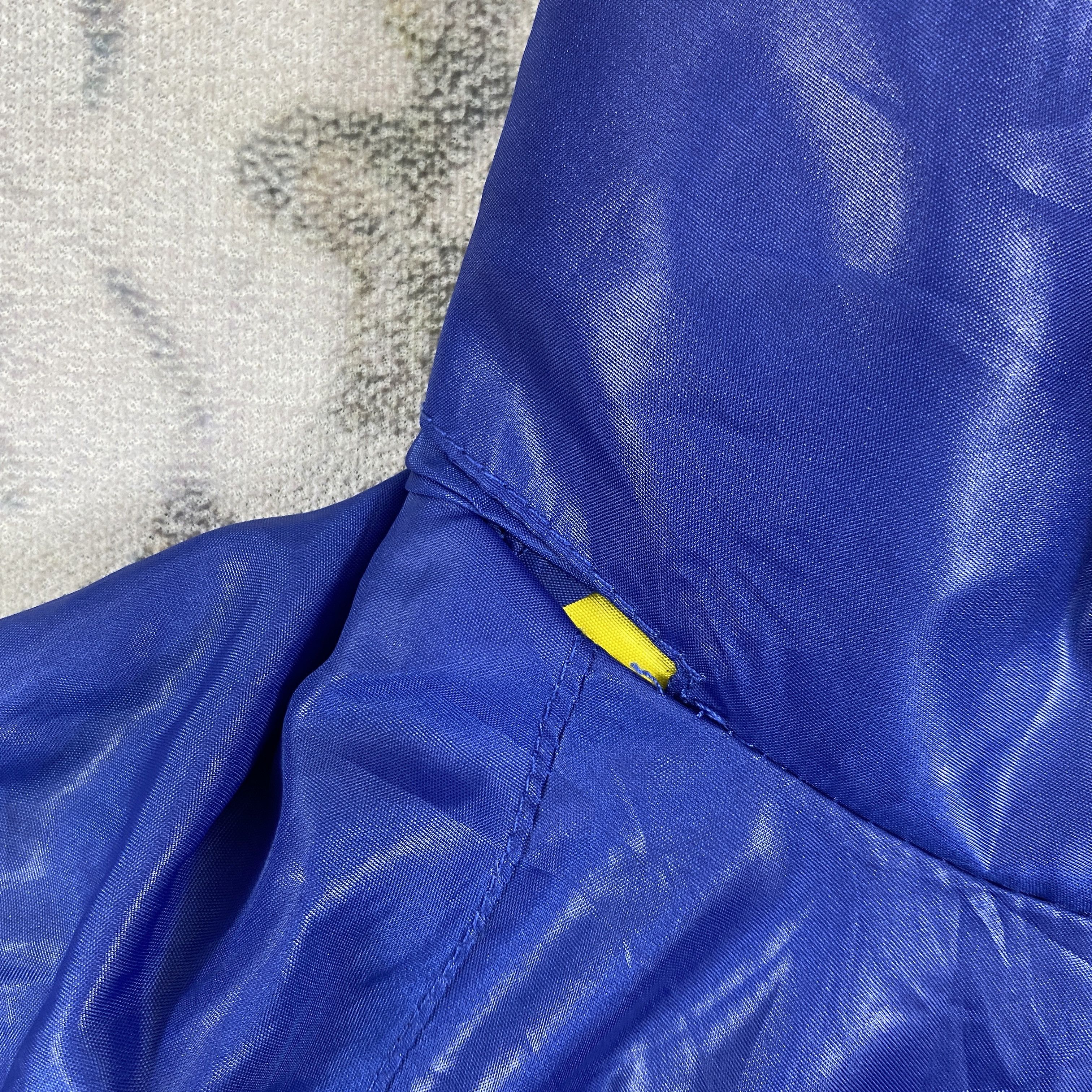 Dunlop Vintage Dunlop Wonder Box Windbreaker Small Jacket- J361 Size US S / EU 44-46 / 1 - 13 Thumbnail
