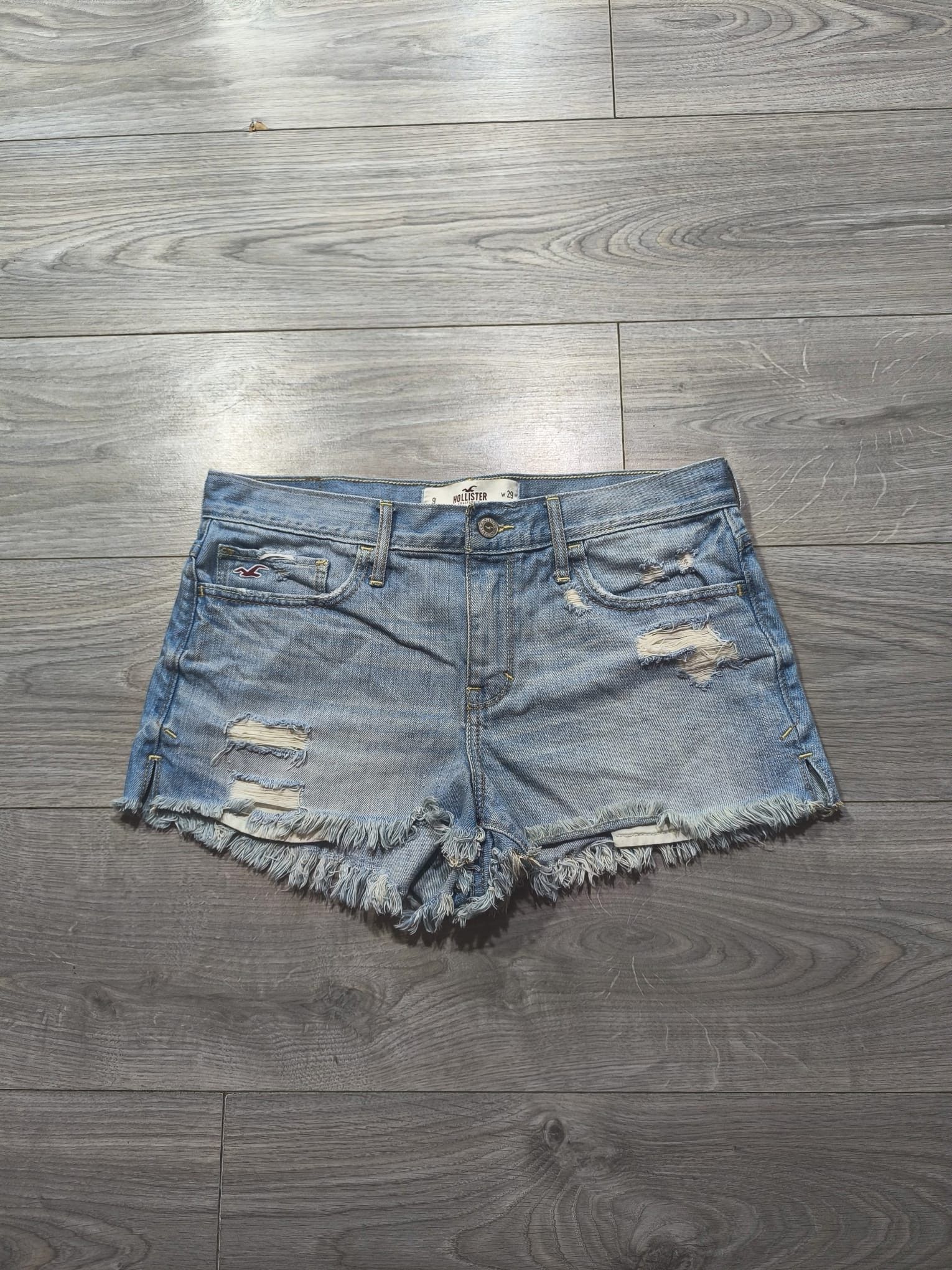 Hollister hollister y2k baddie denim shorts Size 31" - 1 Thumbnail