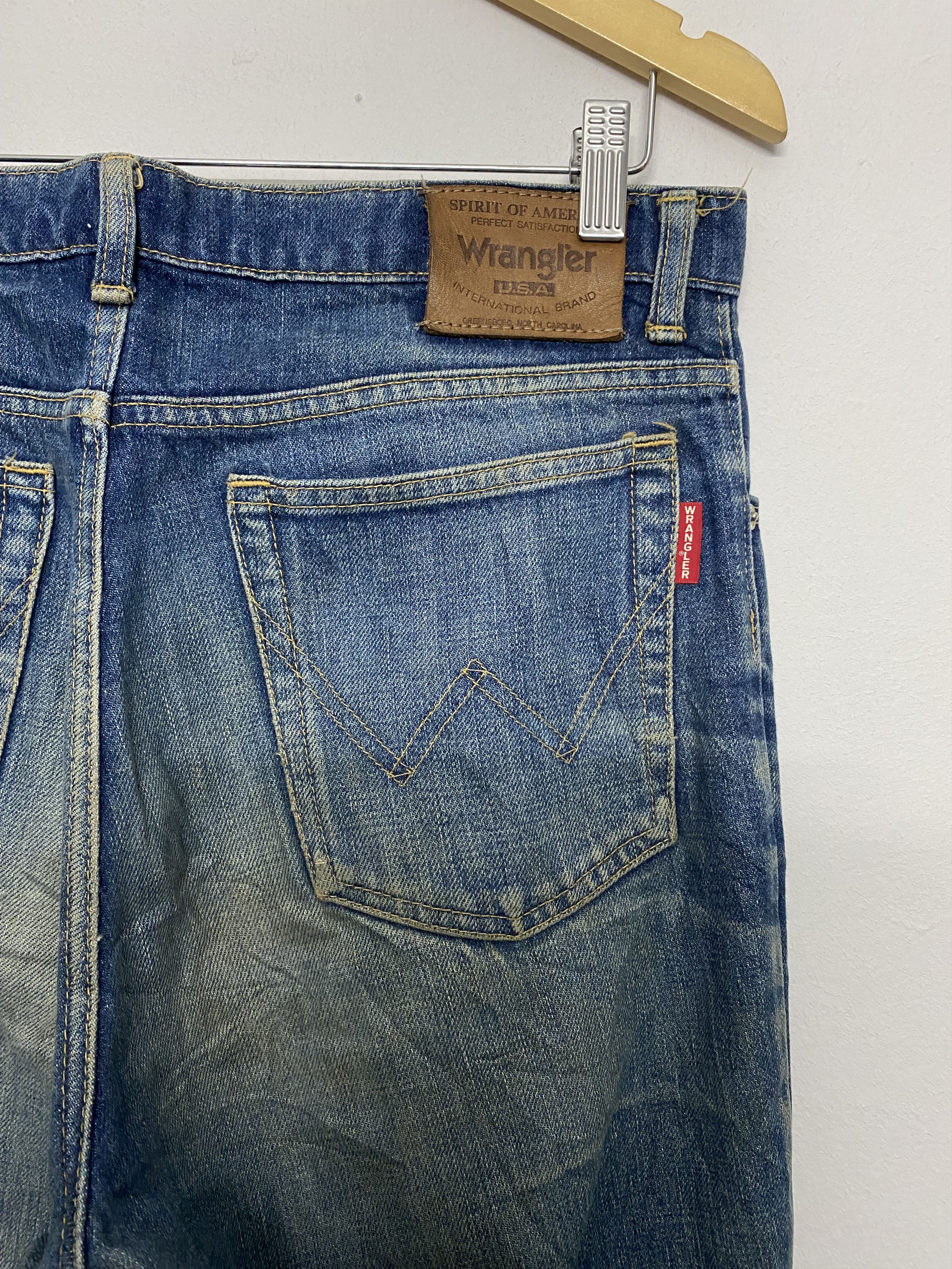 Wrangler RARE Wrangler 8210 SDAN Denim Jeans Size US 32 / EU 48 - 9 Thumbnail