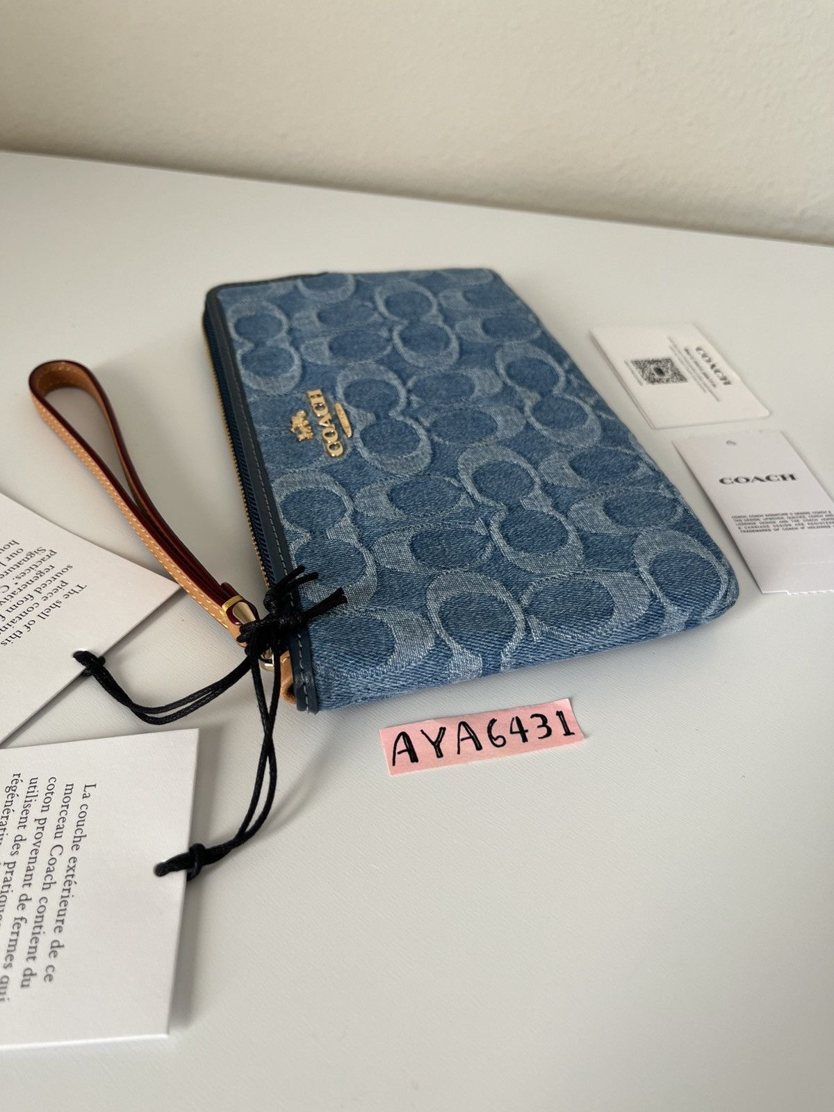 Coach Coach Large Corner Zip Wristlet Signature Denim Size ONE SIZE - 4 Thumbnail