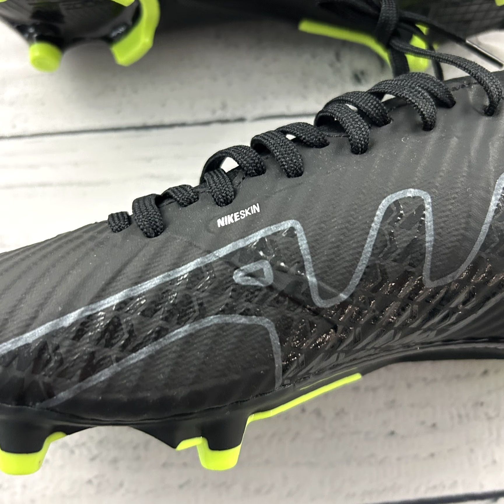 Nike Nike Zoom Superfly 9 Academy FG/MG Black Soccer Cleats Men 7.5 W 9 Nike Zoom Superfly FG/MG Black Cleats Mens Size 7.5 40.5 EU 7.5 US Size ONE SIZE - 3 Thumbnail