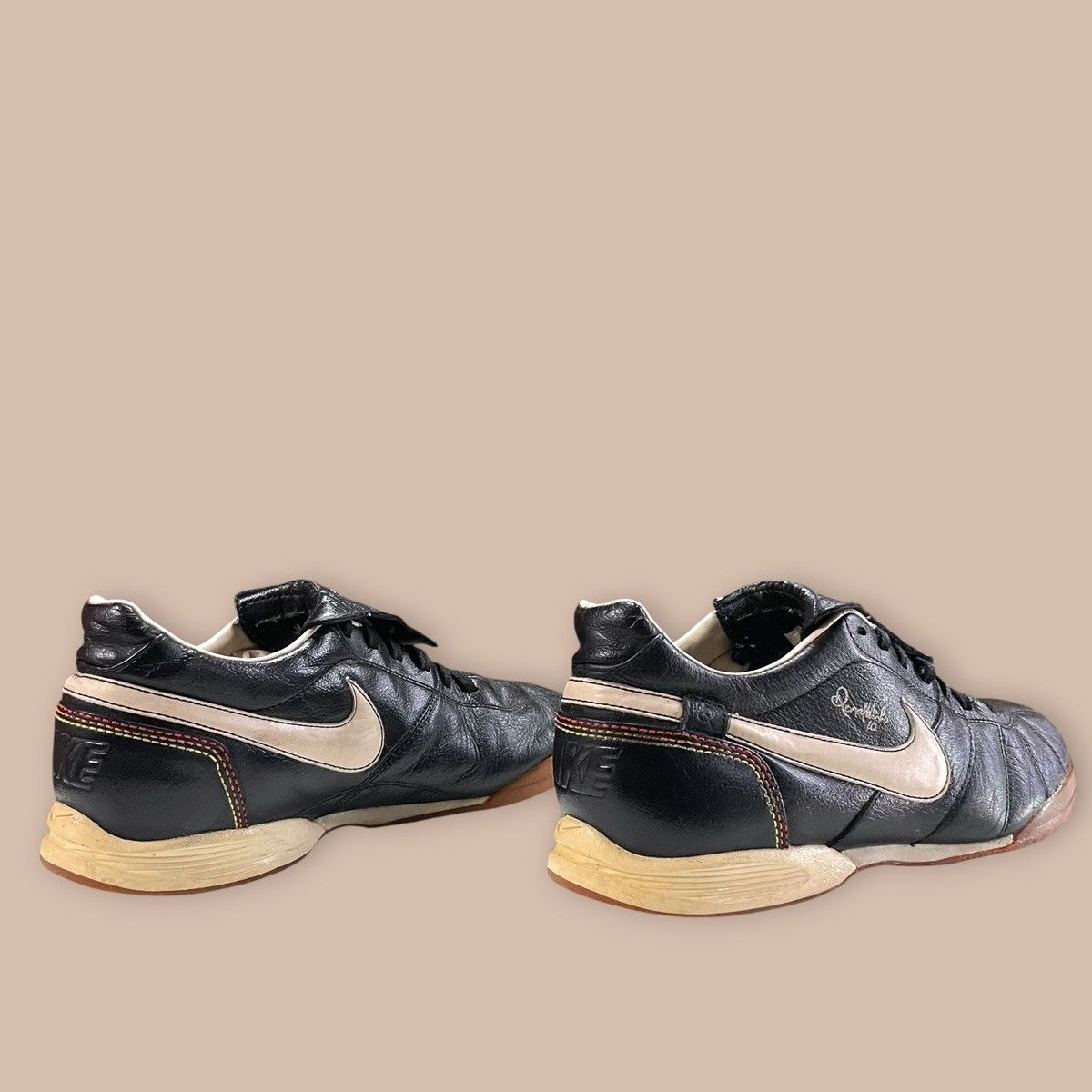 Nike Nike Tiempo Guri IC R10 Size US 8 / EU 41 - 5 Thumbnail