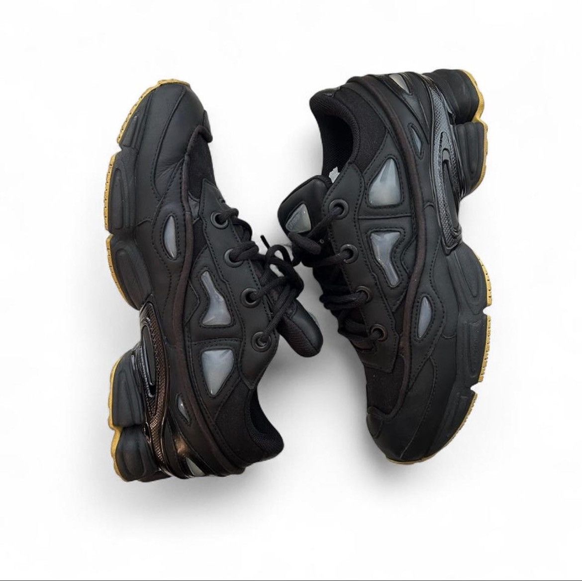 Adidas × Raf Simons “Adidas x Raf Simons” Ozweego III Size US 9.5 / EU 42-43 - 2 Thumbnail