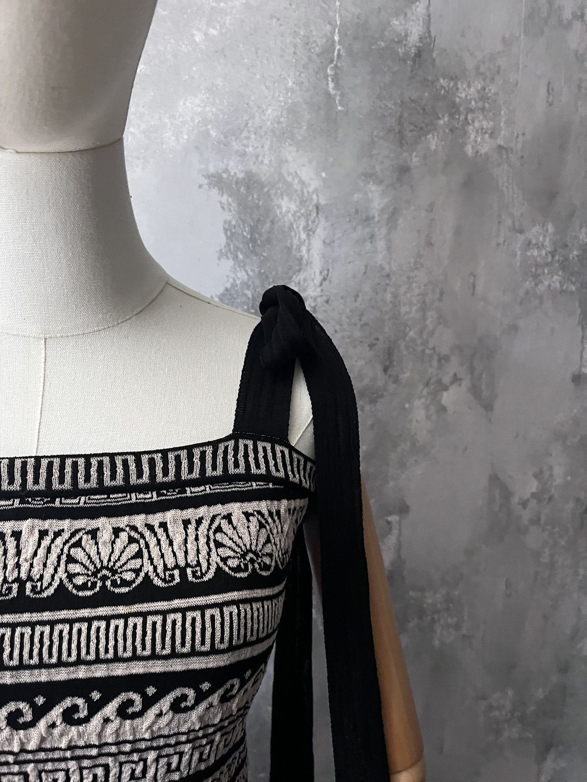 Chanel Chanel 2018 Cruise by Karl Lagerfeld paper dress Size S / US 4 / IT 40 - 5 Thumbnail
