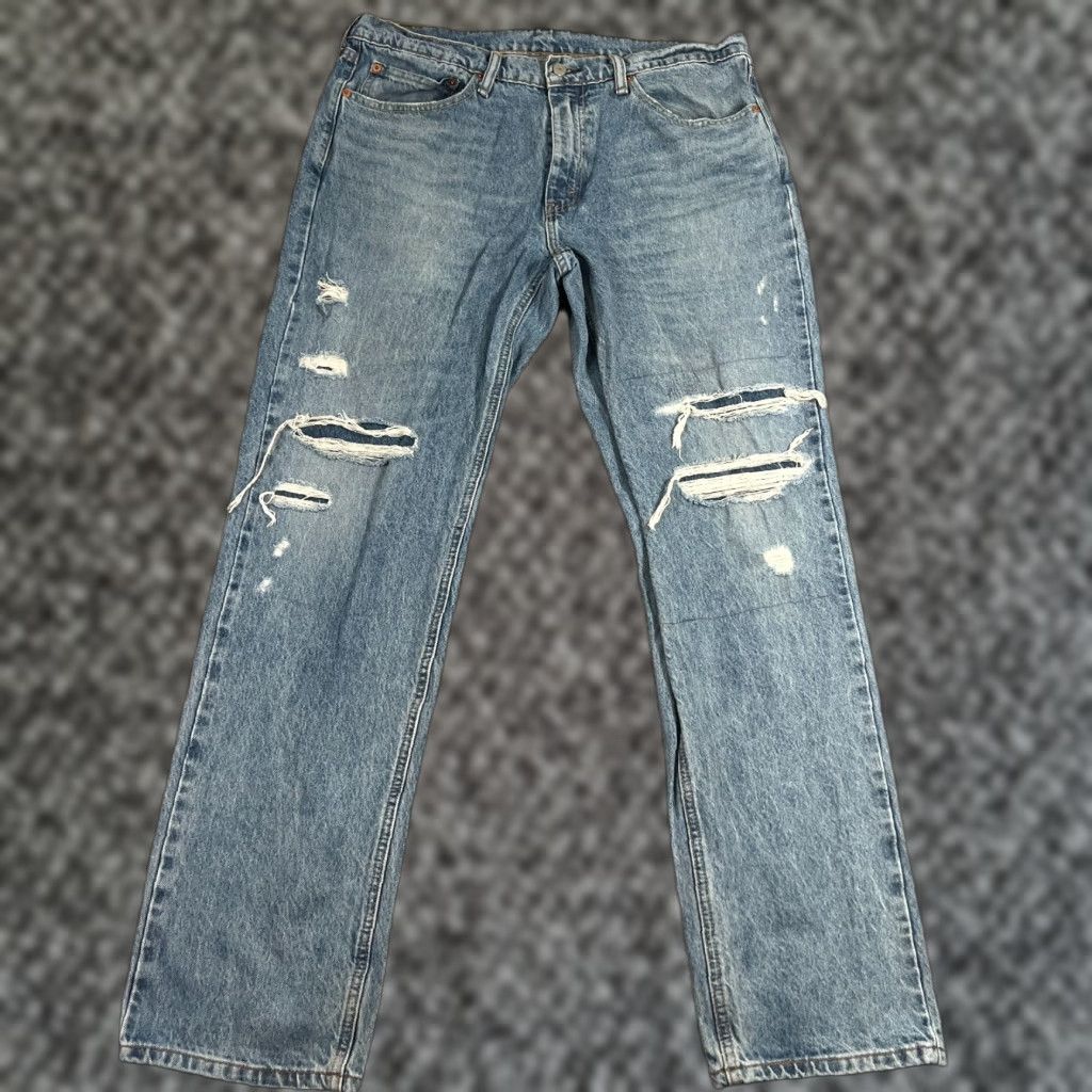 Levi's VINTAGE Levi's 541 Jeans Men Athletic Denim 37x33 Distressed Patchwork USA 90s Mens Size US 35 - 1 Thumbnail