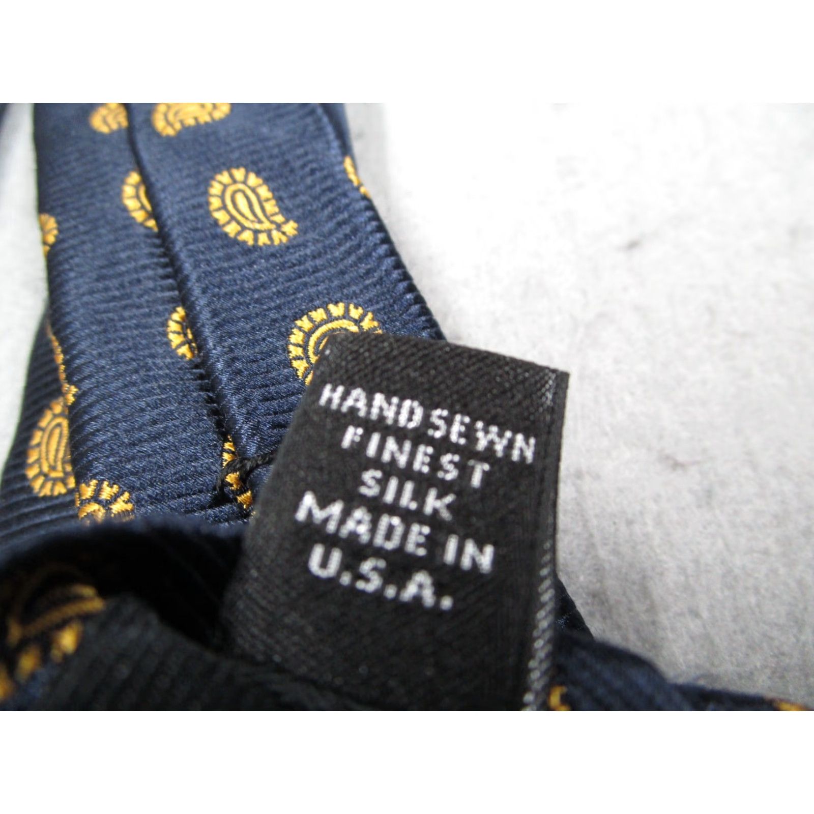Robert Talbott Robert Talbott Silk Neck Tie Blue Paisley Designer Classic One Size Made in USA Mens Size ONE SIZE - 4 Thumbnail