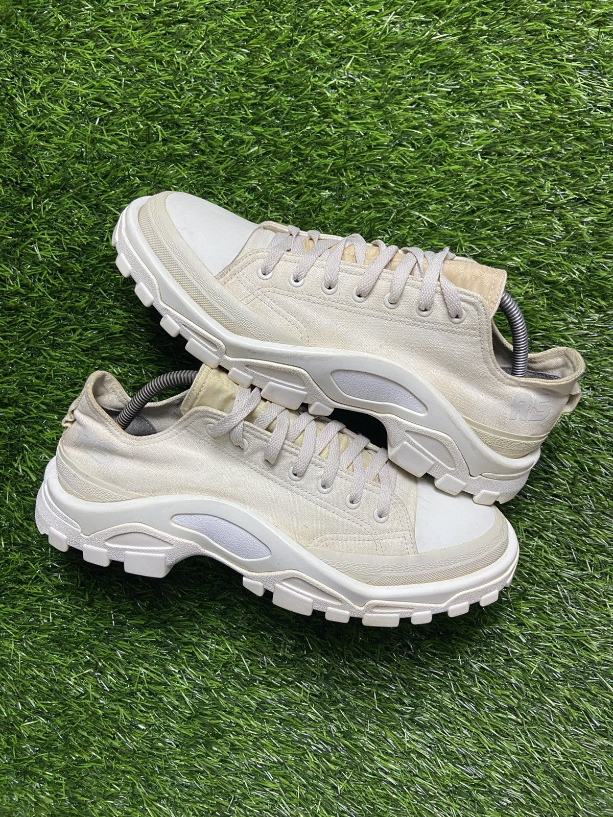 Raf Simons x Adidas Detroit Runner Talc