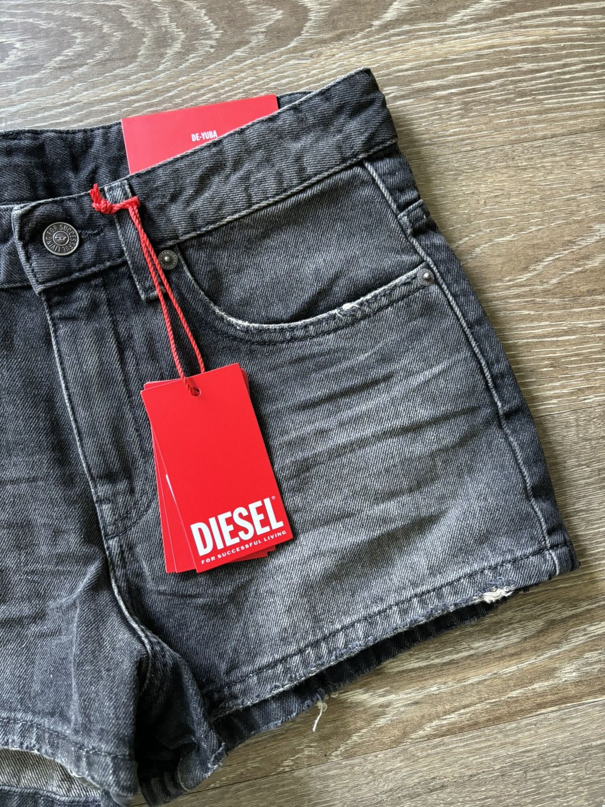 Diesel × Japanese Brand Crazy Y2K Diesel Industry Black Denim Shorts W 26 Size 26" / US 2 / IT 38 - 3 Thumbnail
