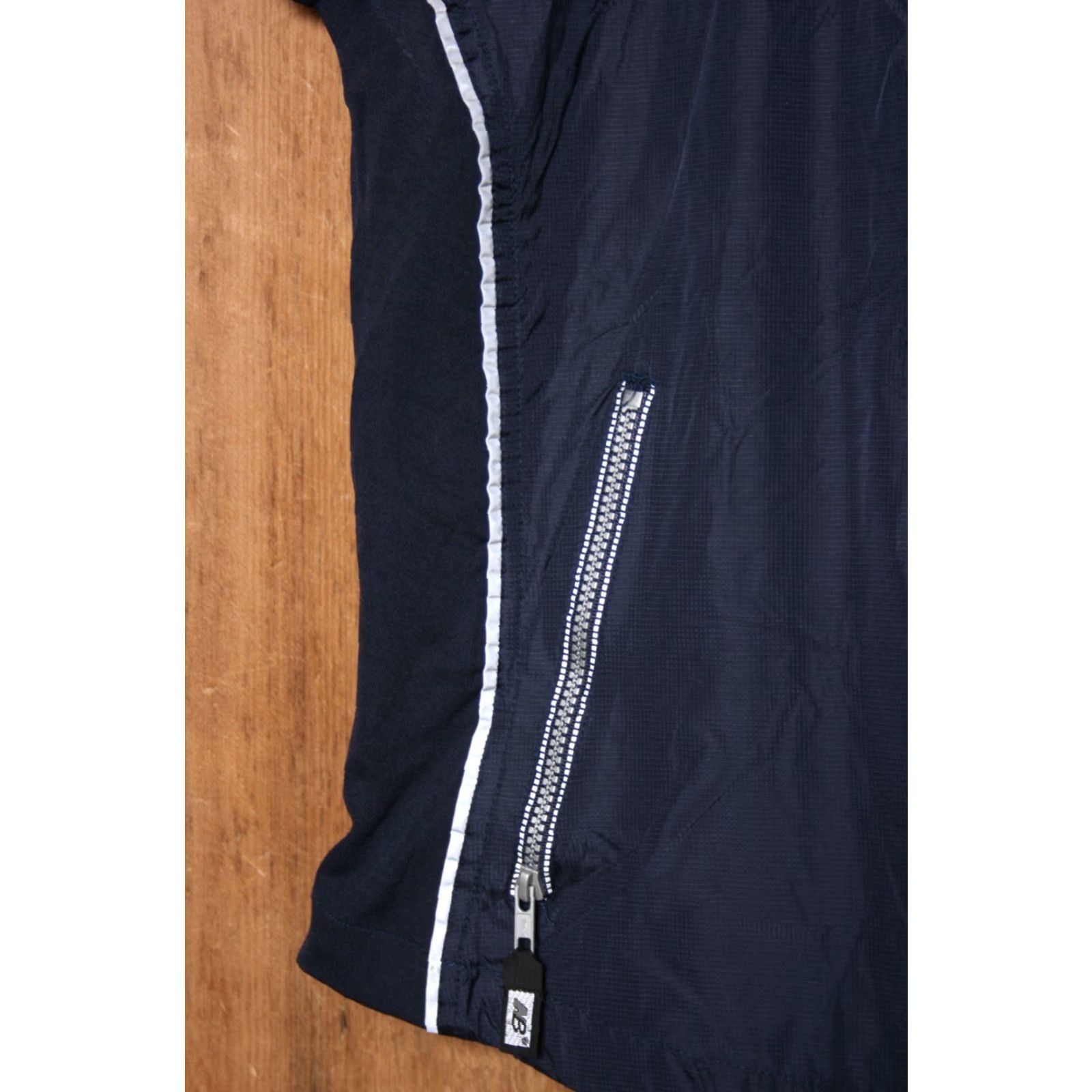 New Balance VINTAGE New Balance Jacket Track Jacket Men L Blue Yellow Nylon Zip Sweat Activewear Running & Jogging Size US L / EU 52-54 / 3 - 6 Thumbnail