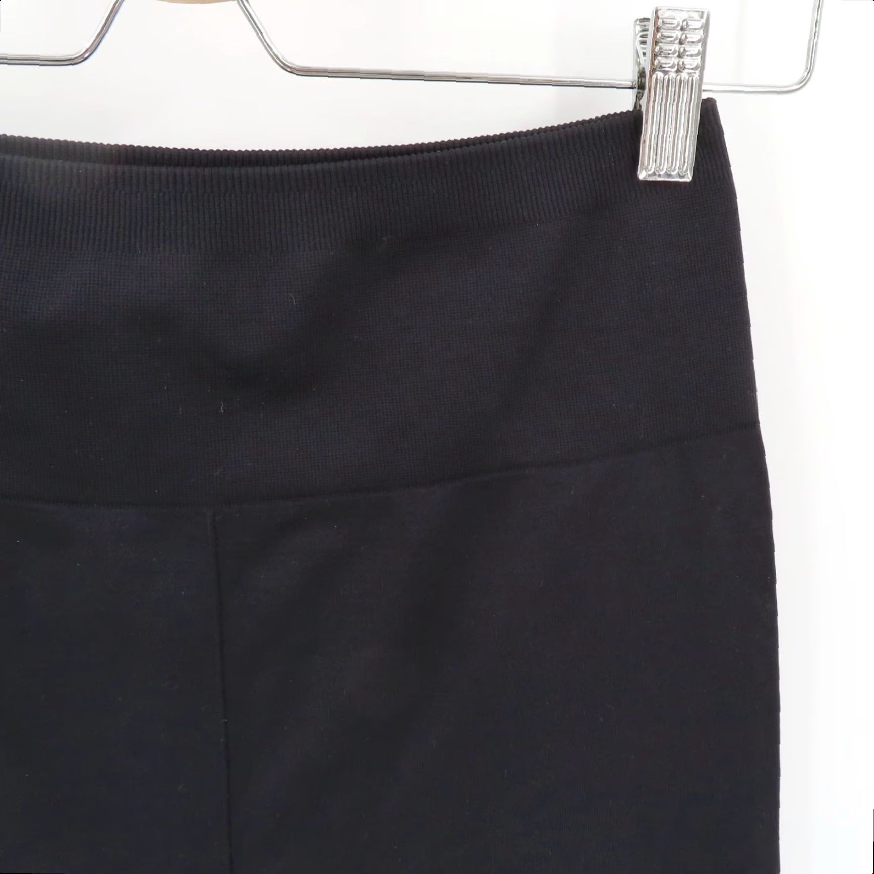 Fabletics Fabletics Leggings Women Small Solid Black Perforated Calf Seamless PT1720206 Size 28" / US 6 / IT 42 - 3 Thumbnail