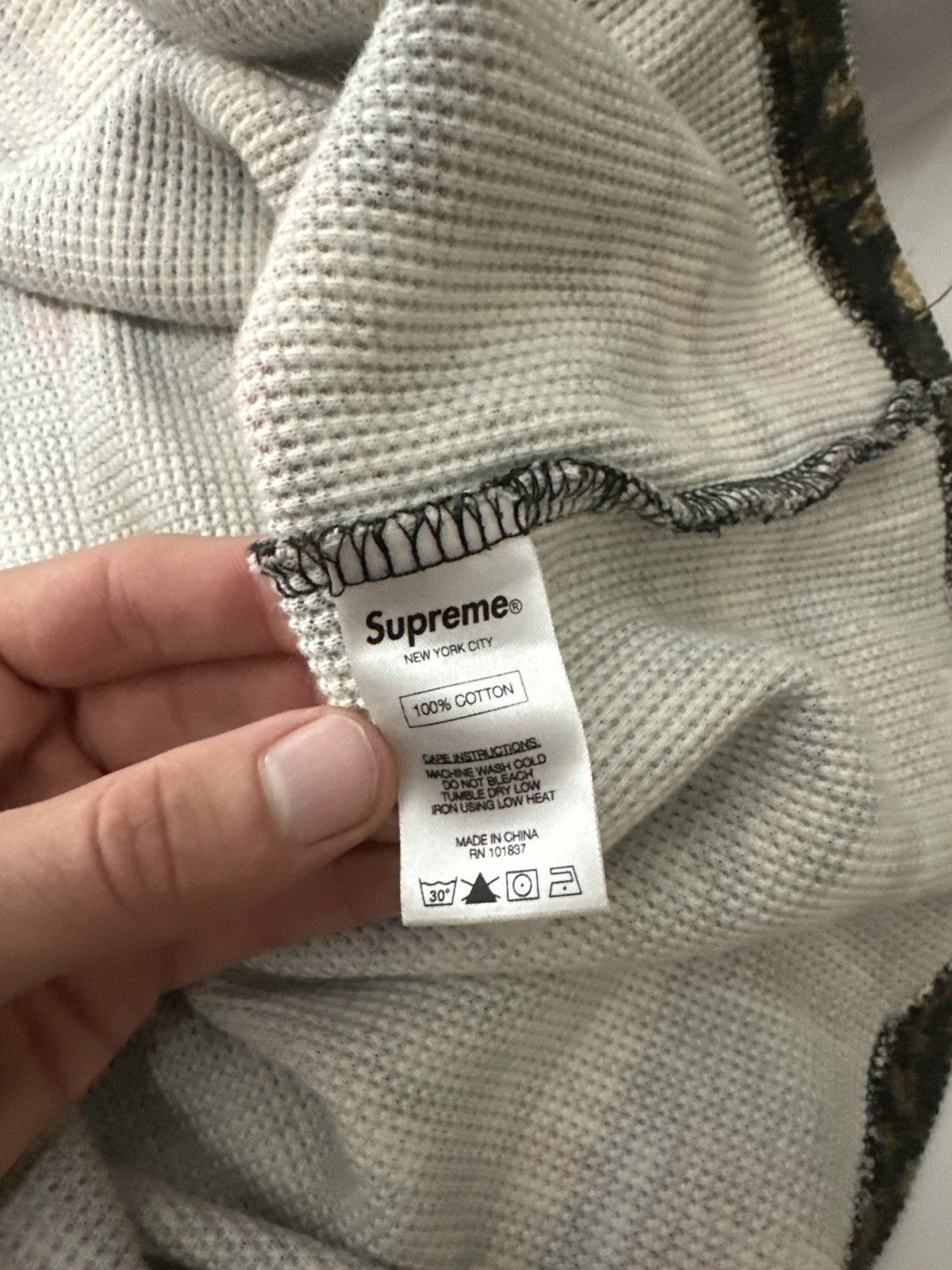 Supreme Supreme Capone N Noreaga Size US L / EU 52-54 / 3 - 7 Thumbnail