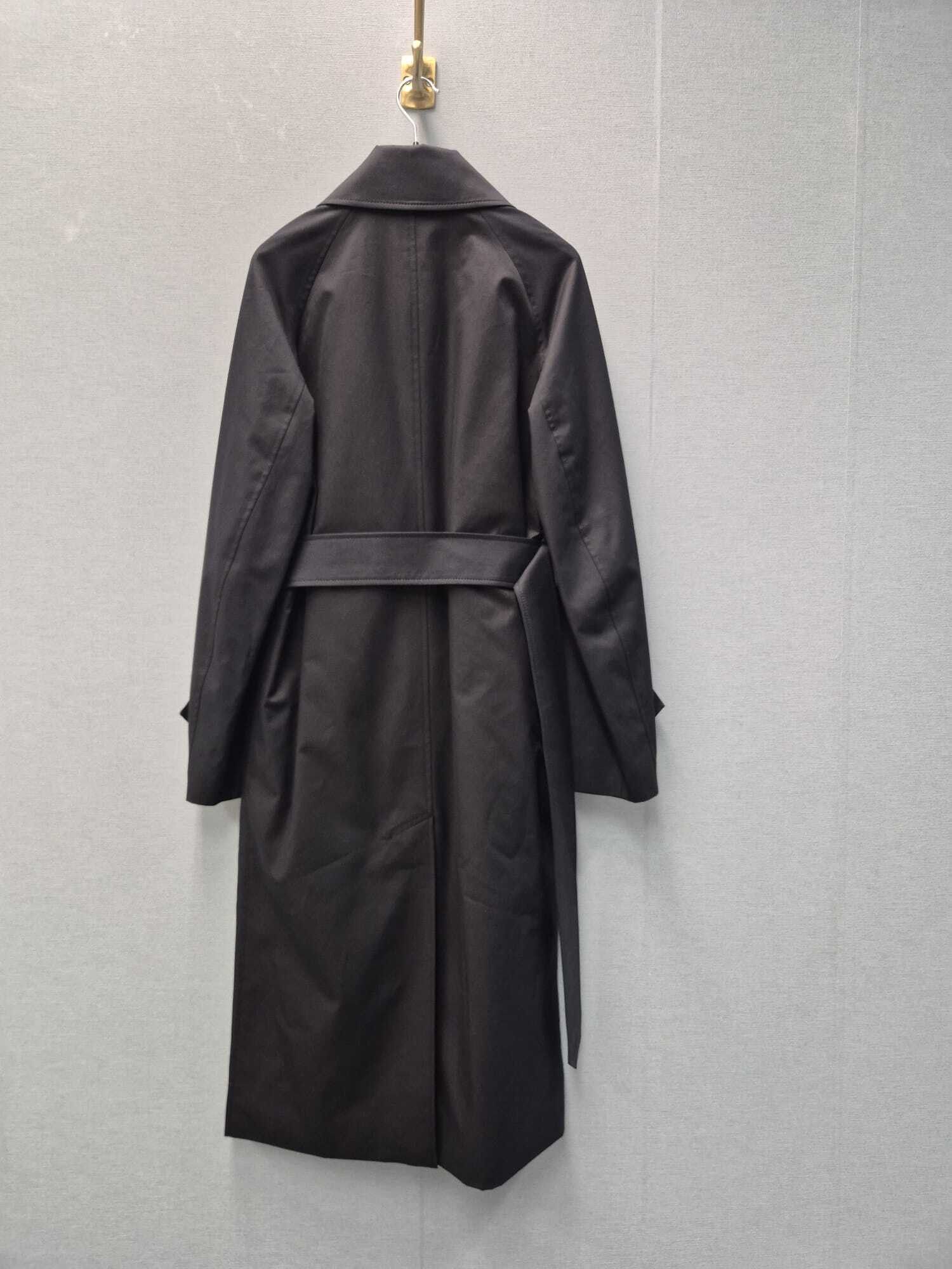Burberry o1w1db10426 Trench Coat in Black Size M / US 6-8 / IT 42-44 - 6 Thumbnail