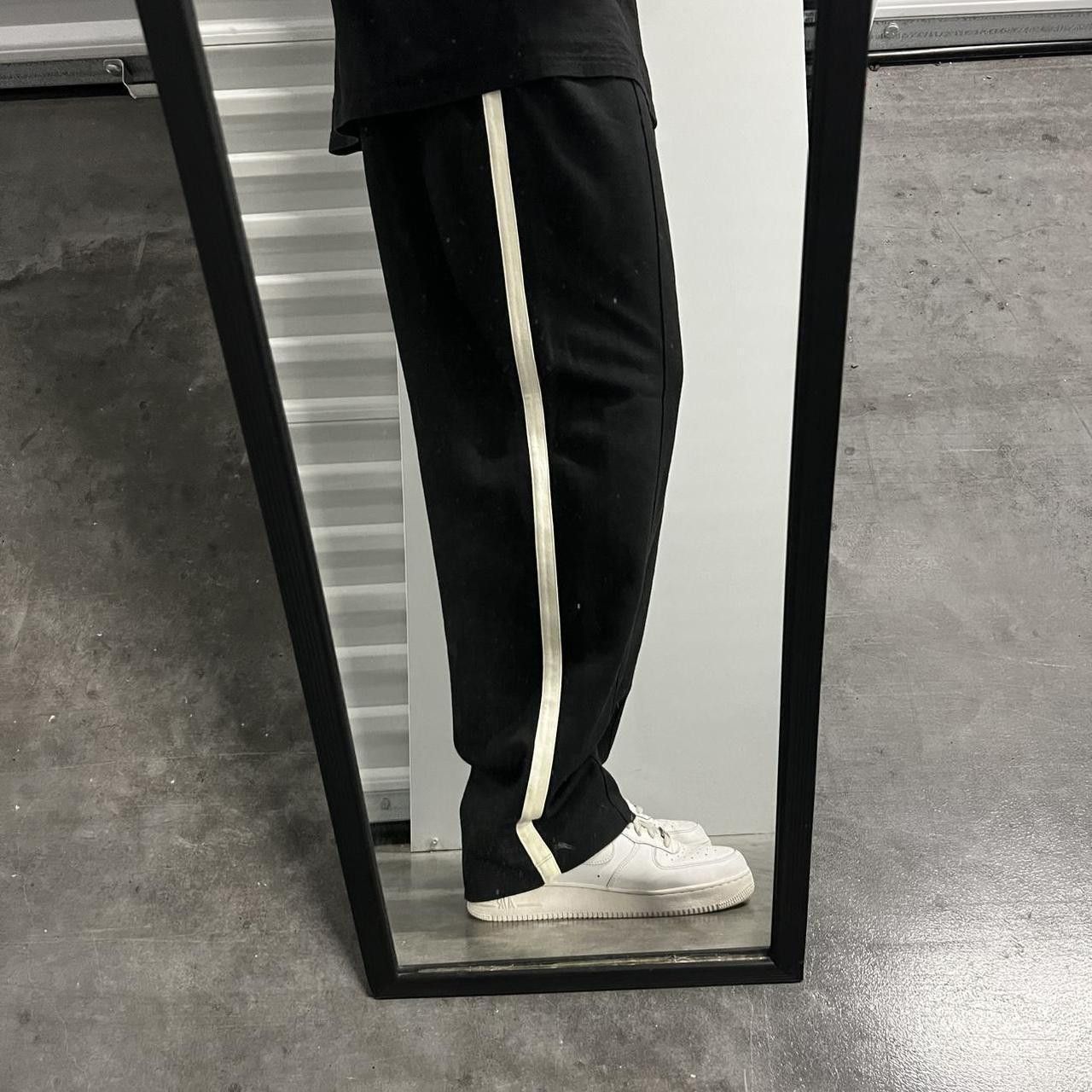 Vintage Crazy Vintage Y2K/2000s Baggy Black Striped Sweatpants with adjustable waistband! Size US 36 / EU 52 - 2 Thumbnail