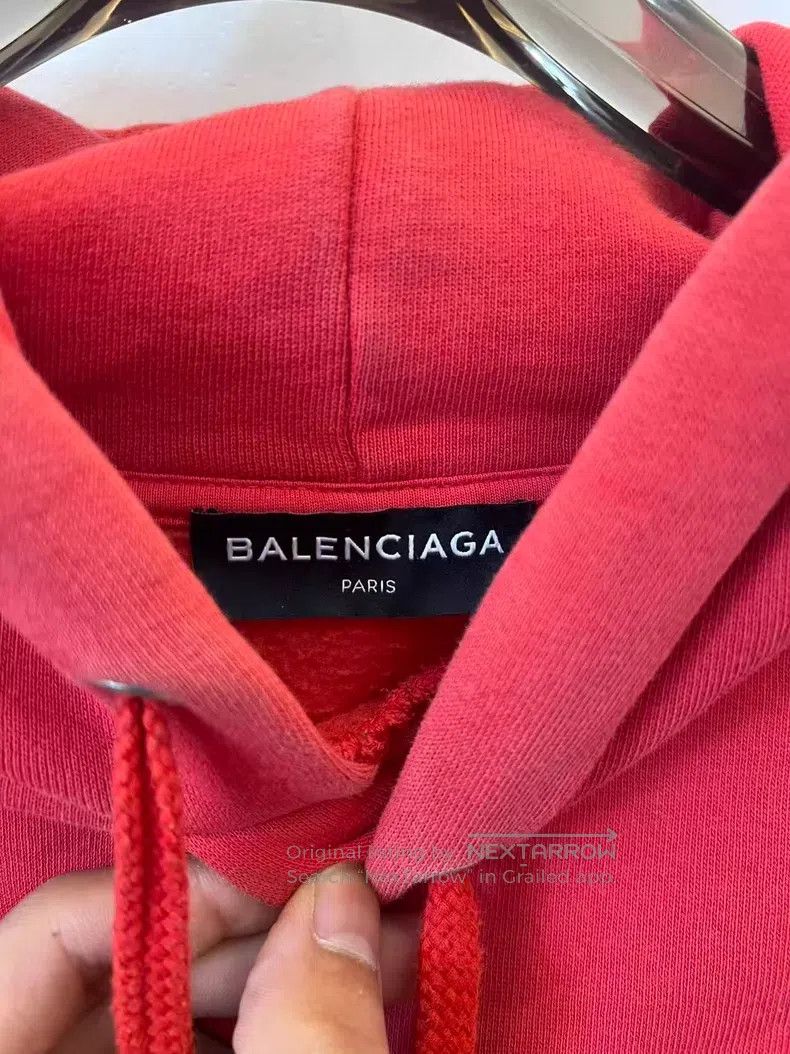 Balenciaga Balenciaga Red Hooded Sweatshirt Size US S / EU 44-46 / 1 - 3 Thumbnail
