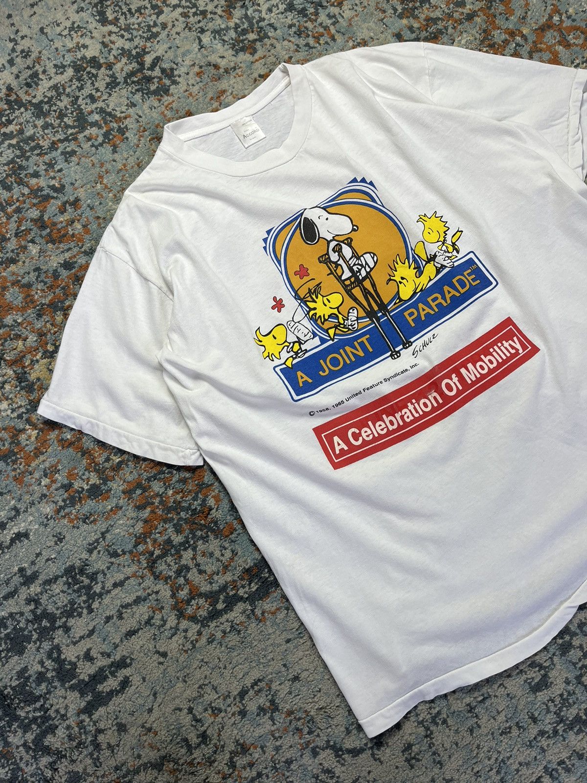 Cartoon Network × Vintage Vintage 80s Snoopy a joint parade graphic tee Size US XL / EU 56 / 4 - 3 Thumbnail
