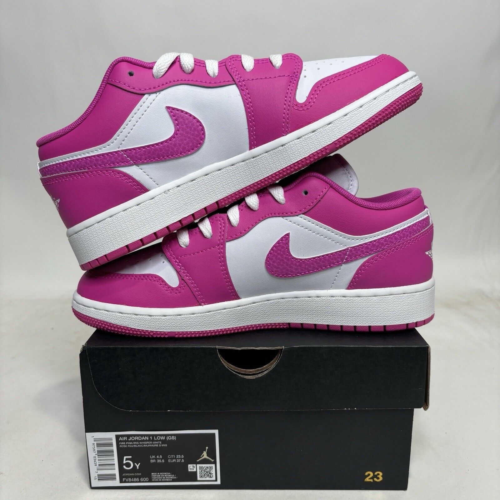 Nike Nike Air Jordan 1 Retro Low GS “Fire Pink/Barbie” 2024 Size US 6.5 / IT 36.5 - 3 Thumbnail