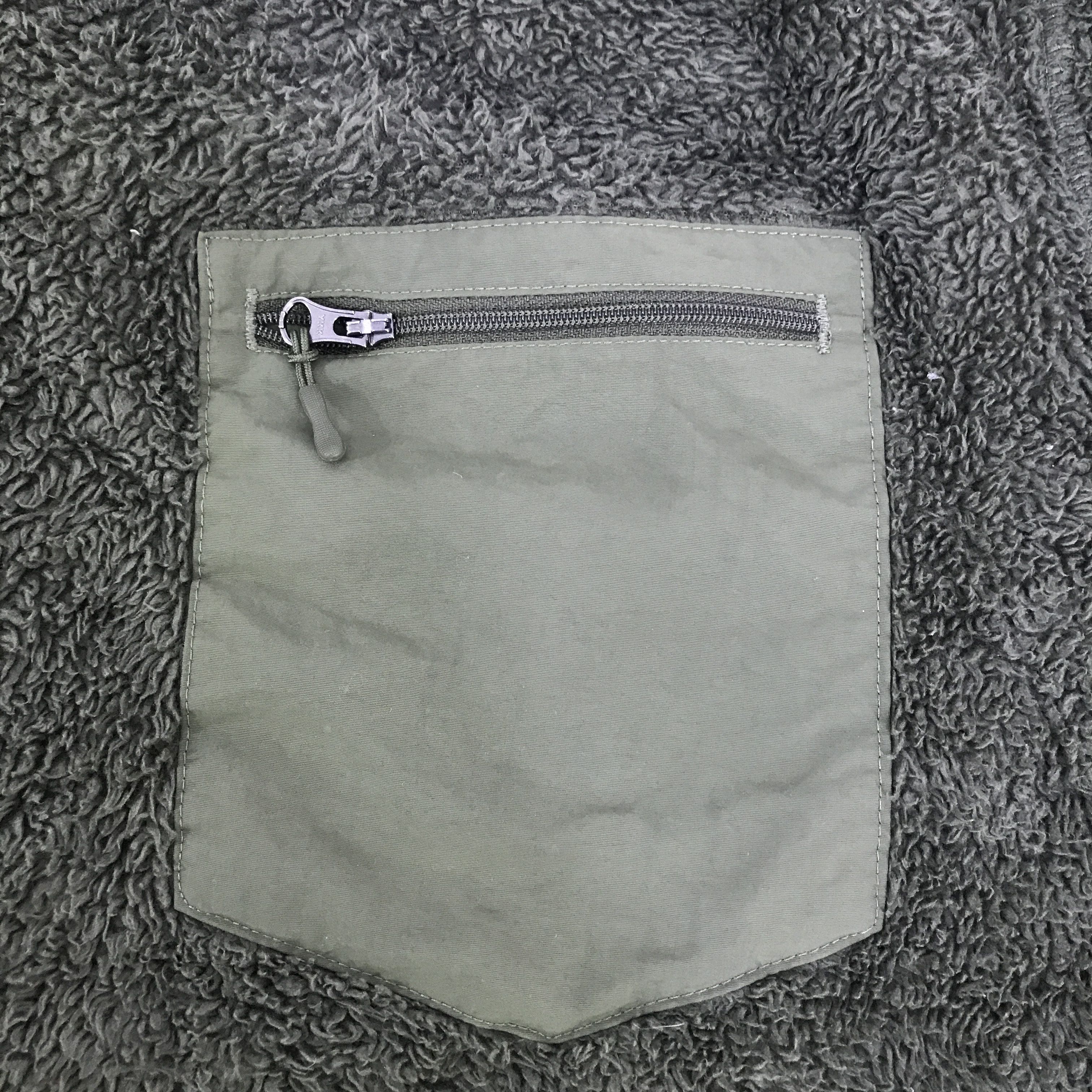 Engineered Garments × Uniqlo uniqlo x engineered garments sherpa sweaters K126B4 Size US L / EU 52-54 / 3 - 10 Thumbnail