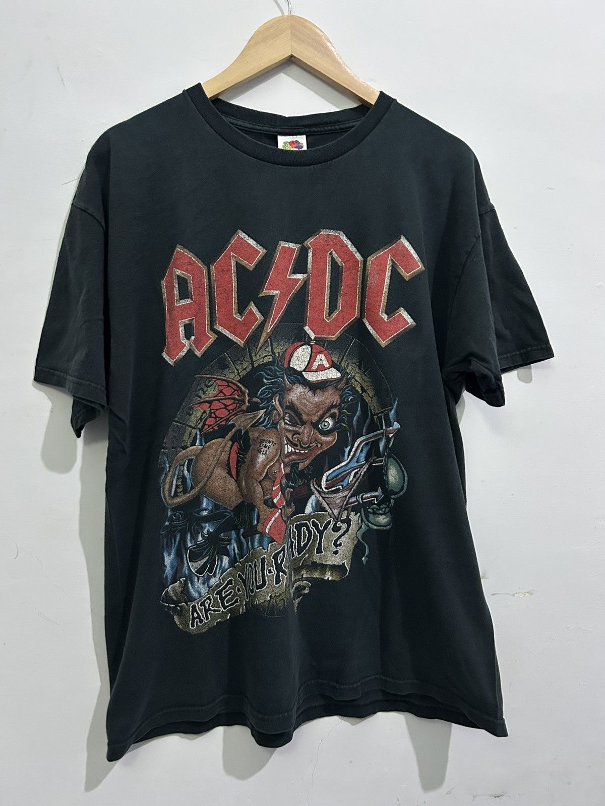 AC/DC Vintage Distressed 90s ACDC band tee Size US XL / EU 56 / 4 - 1 Thumbnail