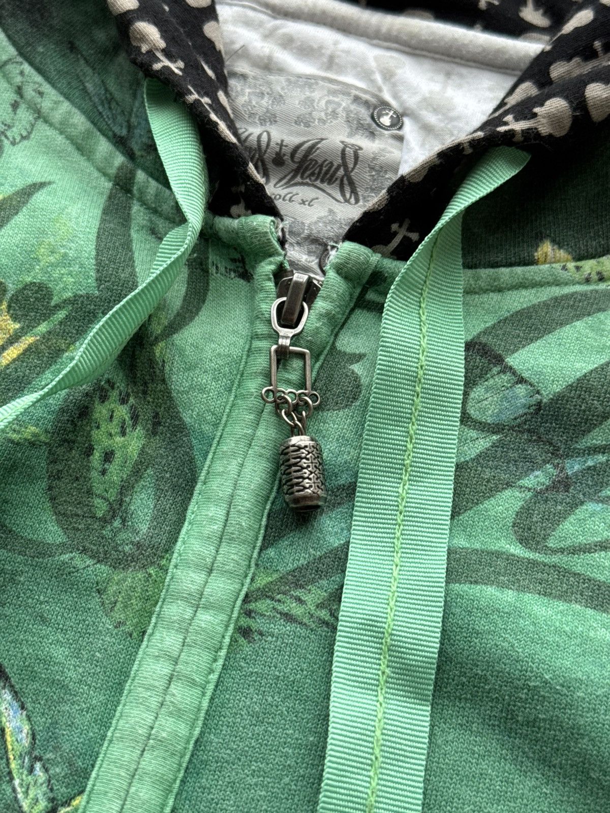 If Six Was Nine Vintage Elvis Jesus Couture flowers butterflies graffiti zip Size US L / EU 52-54 / 3 - 7 Thumbnail