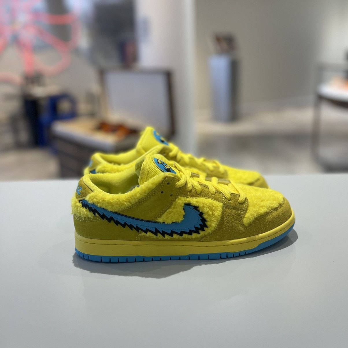 Nike Nike SB Dunk Low Grateful Dead Bears Opti Yellow Size US 11 / EU 44 - 6 Thumbnail
