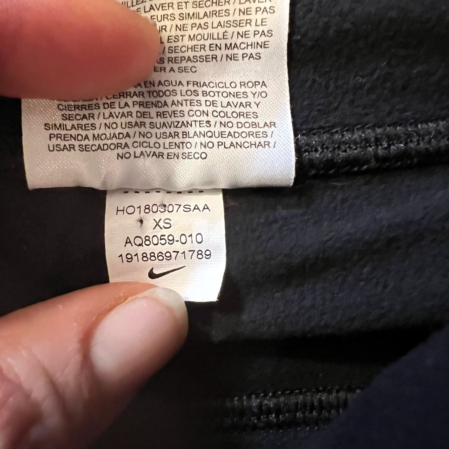 Nike VINTAGE Nike Shield Leggings Womens XS Epic Lux Running Tight AQ8059 Black Size 26" / US 2 / IT 38 - 7 Thumbnail