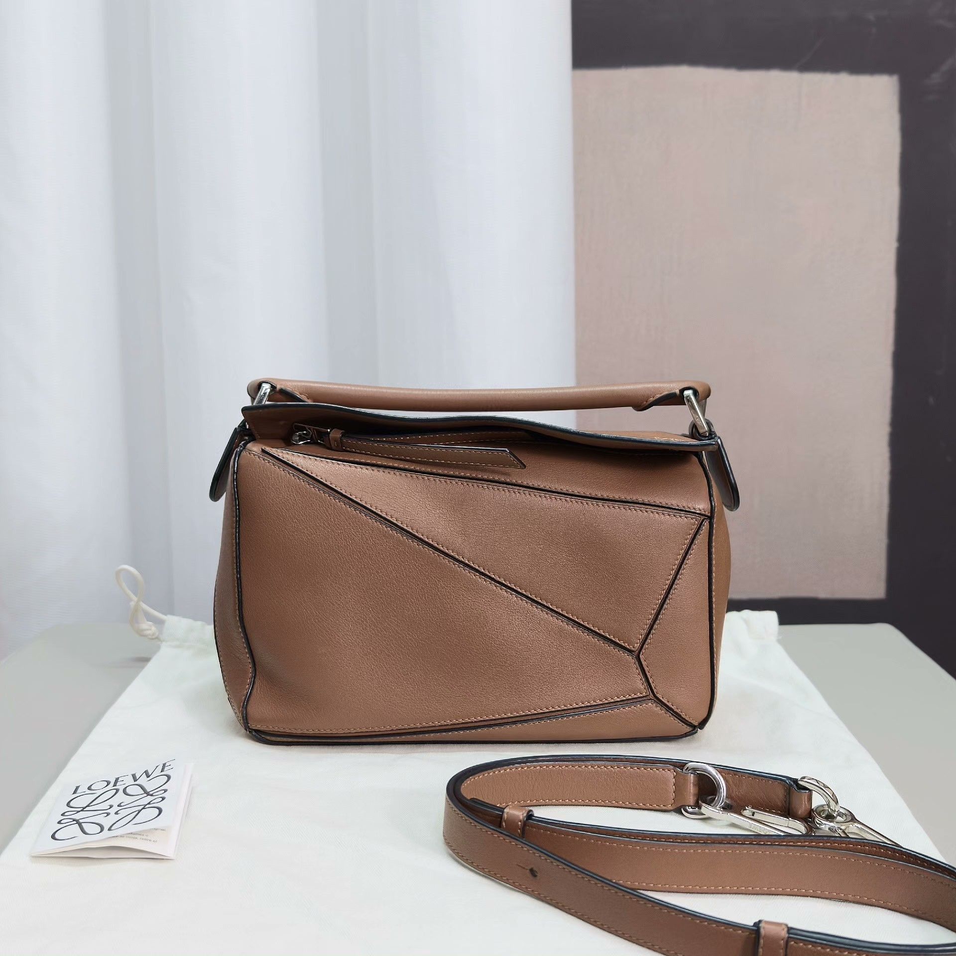Loewe Pre-loved Bag Very good condition Size ONE SIZE - 1 Thumbnail