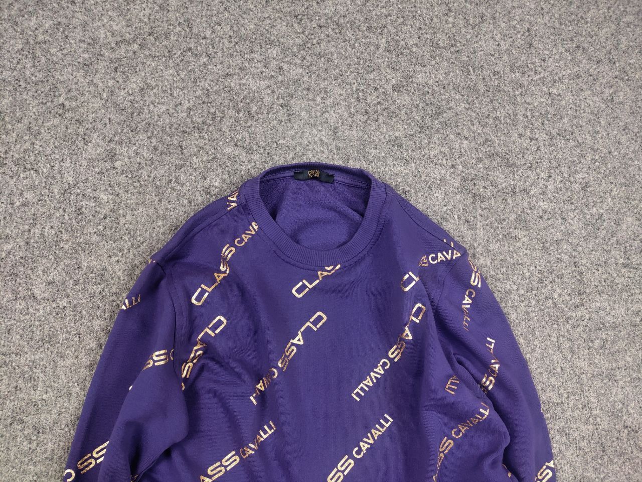 Roberto Cavalli Roberto Cavalli class Design Purple Monogram Logo Sweatshirt Size US S / EU 44-46 / 1 - 5 Thumbnail