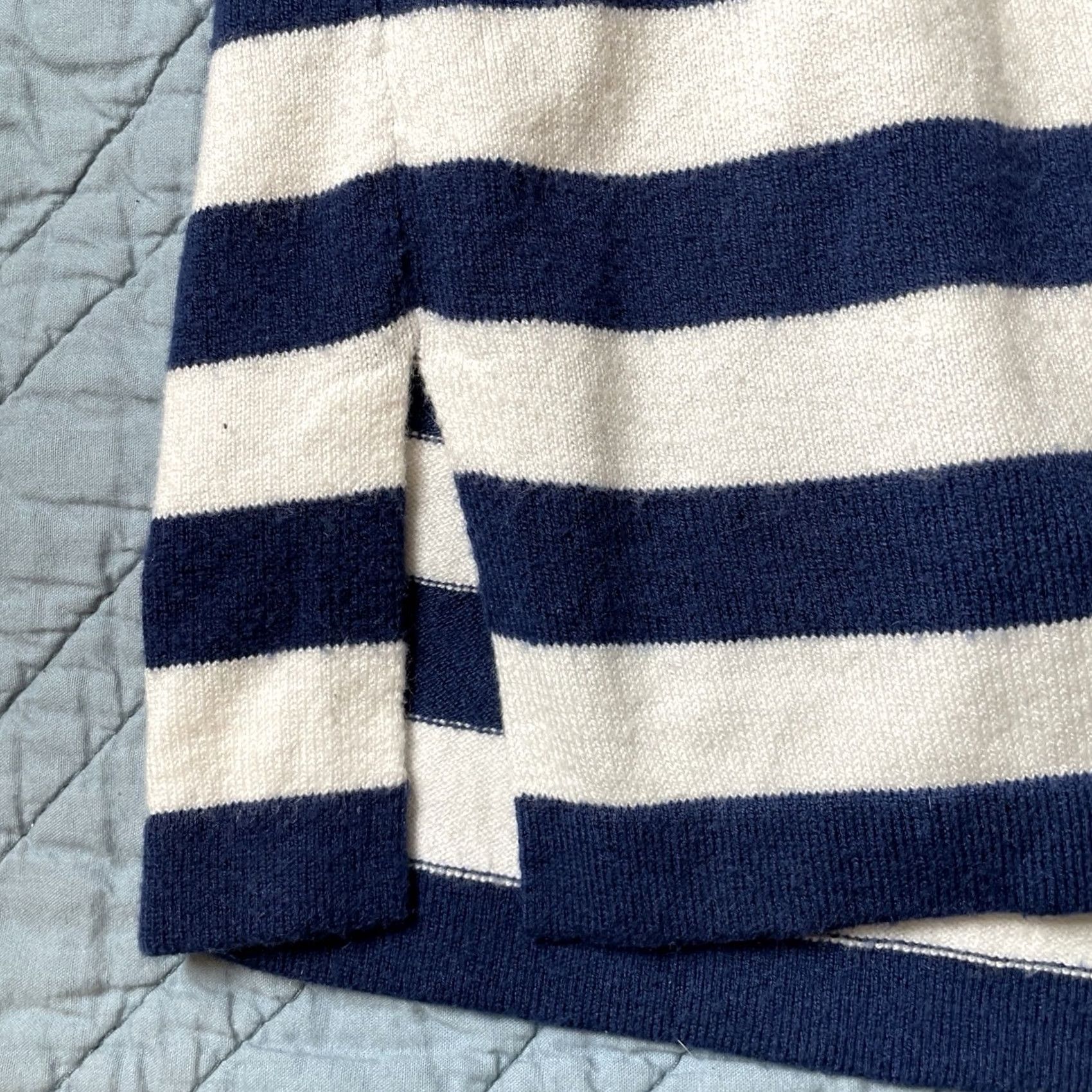 Vintage Chico’s Zenergy Striped Knit Tunic Sweater XL Blue Women Regular Long Sleeve Round Neck) Size XL / US 12-14 / IT 48-50 - 6 Thumbnail