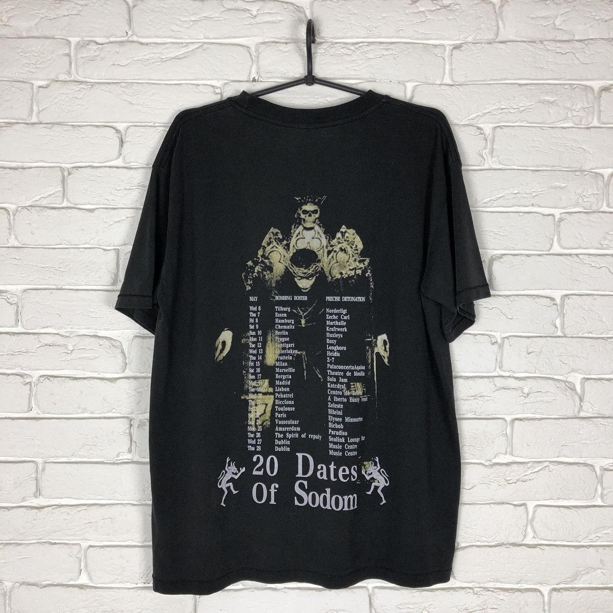 Band Tees Cradle Of Filth 90’s Reprint not vintage tee t shirt Size US L / EU 52-54 / 3 - 2 Thumbnail