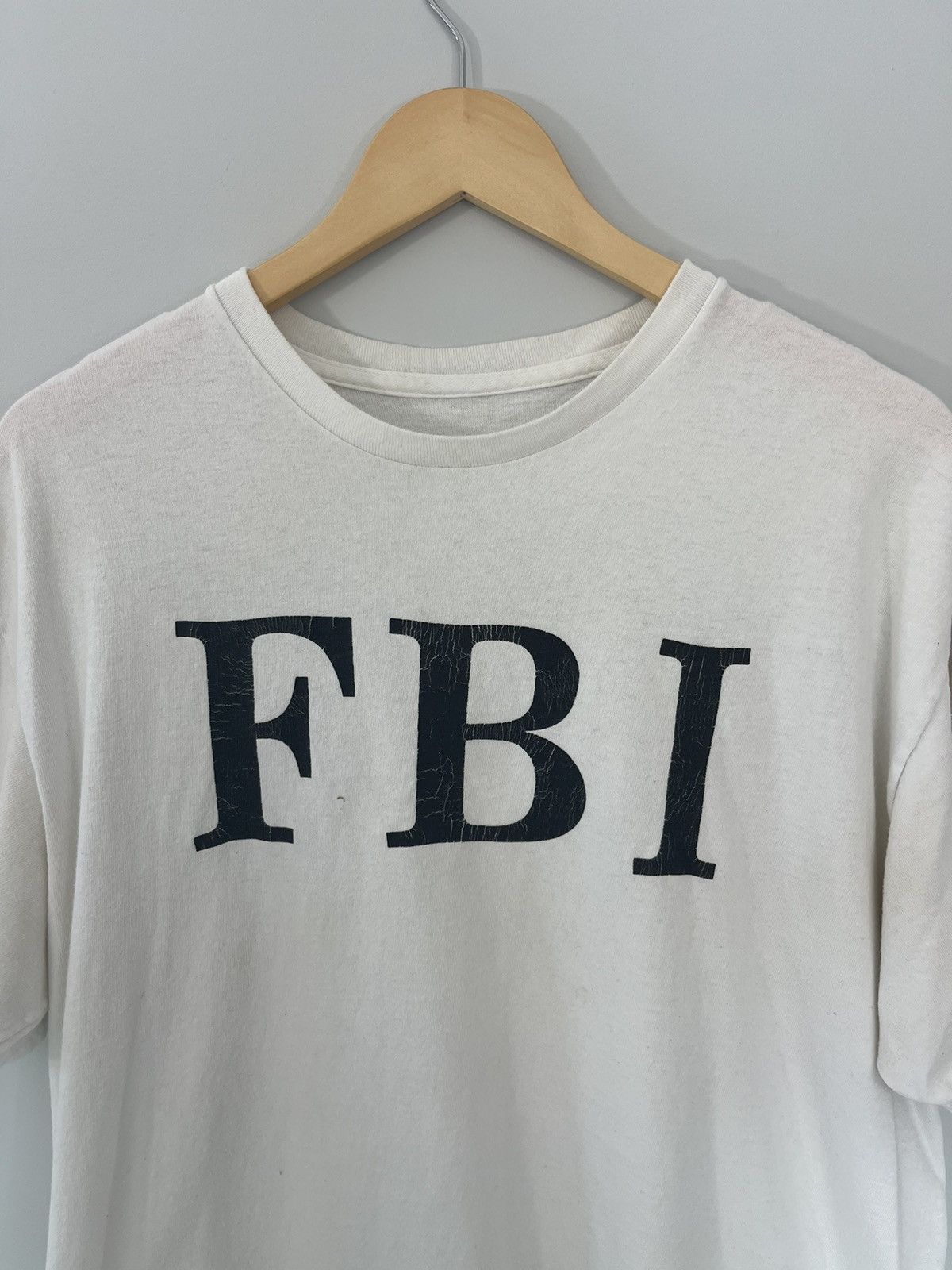 Vintage Vintage FBI Distressed Faded Tee Size US XL / EU 56 / 4 - 1 Thumbnail