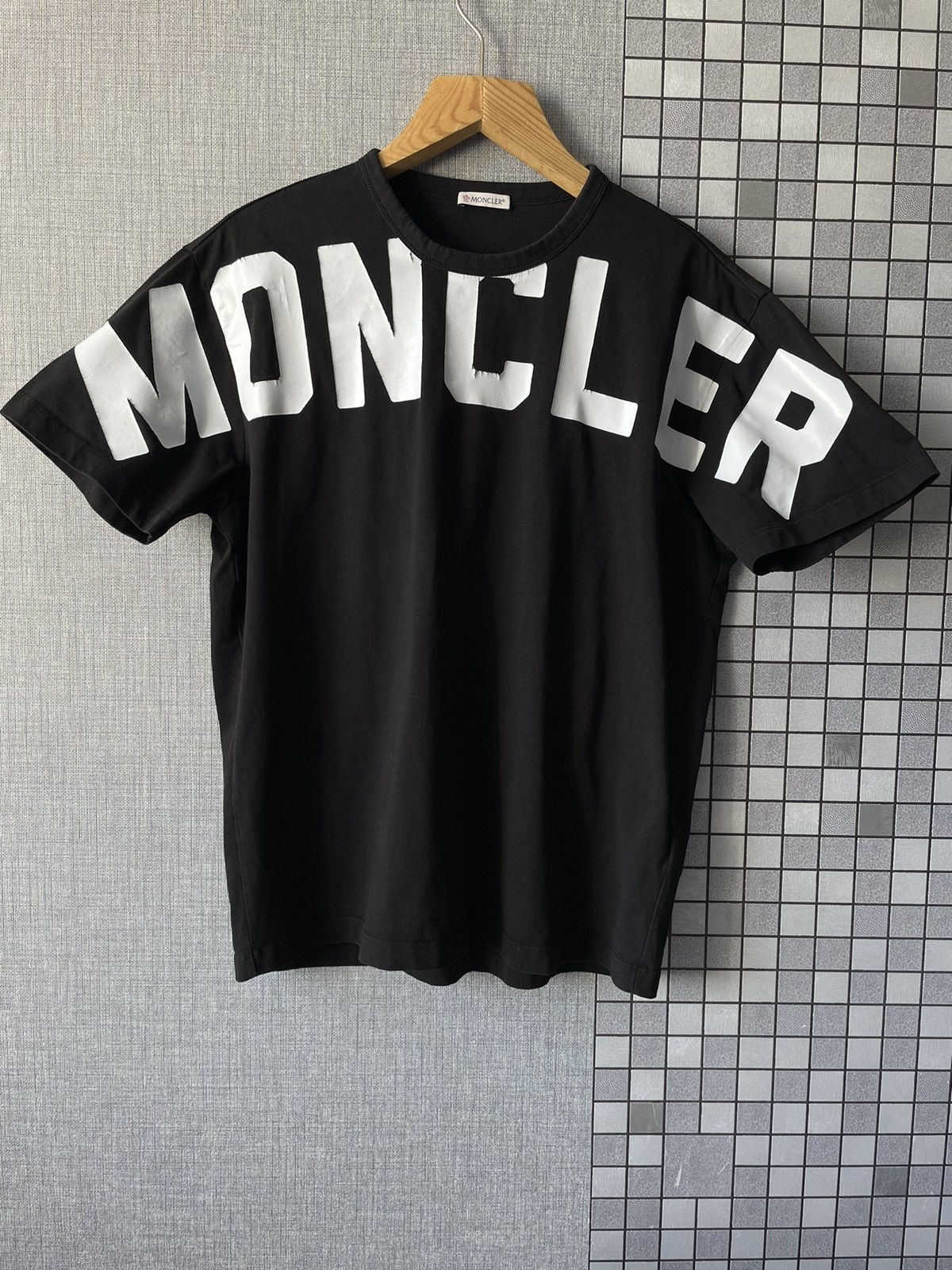 Moncler Bold Logo Tee Black (L) T Shirt