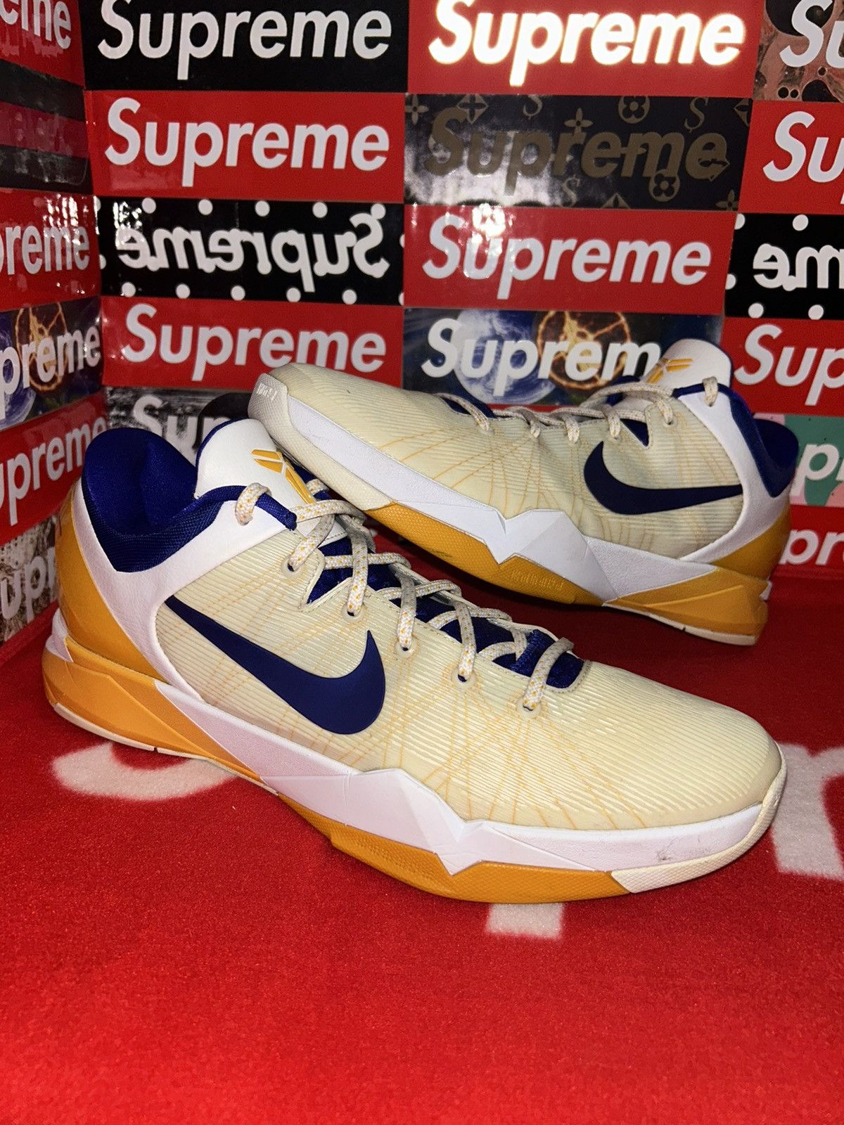 Nike Kobe Lakers Home 488371-101 size 14