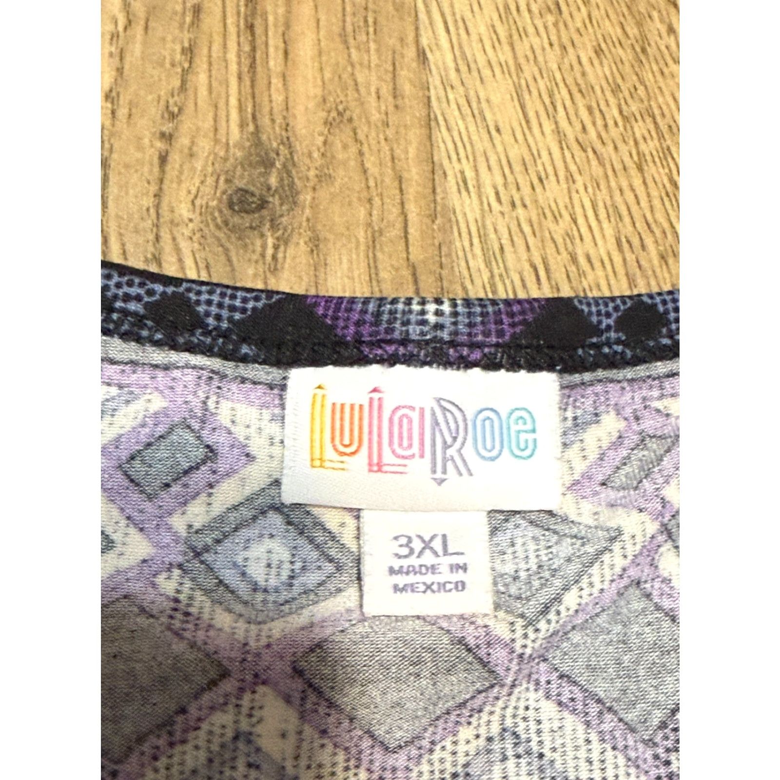 Vintage LulaRoe Dress Women's 3XL Short Sleeve Purple Black White Geo Print Shirt Dress Adult Plus Size Womens Menus? Size 40" / US 18 - 3 Thumbnail