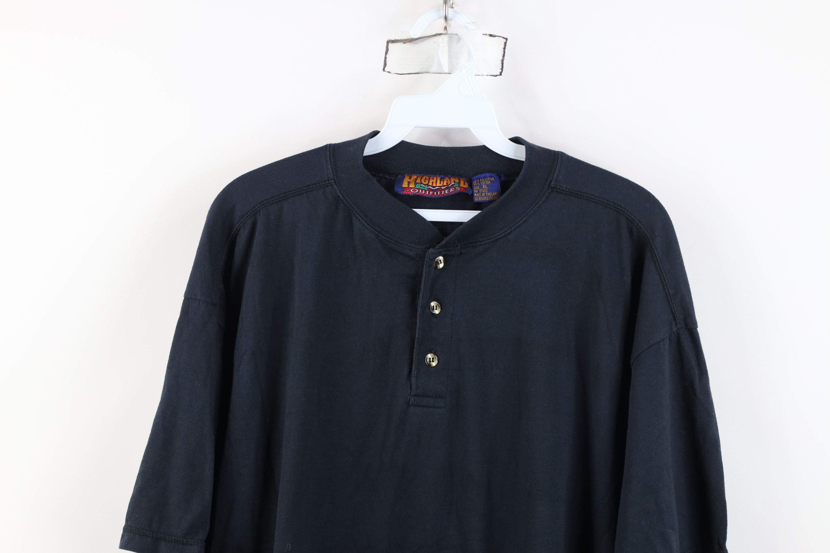 Vintage Vintage 90s Streetwear Short Sleeve Henley T-Shirt Black Size US XL / EU 56 / 4 - 2 Thumbnail