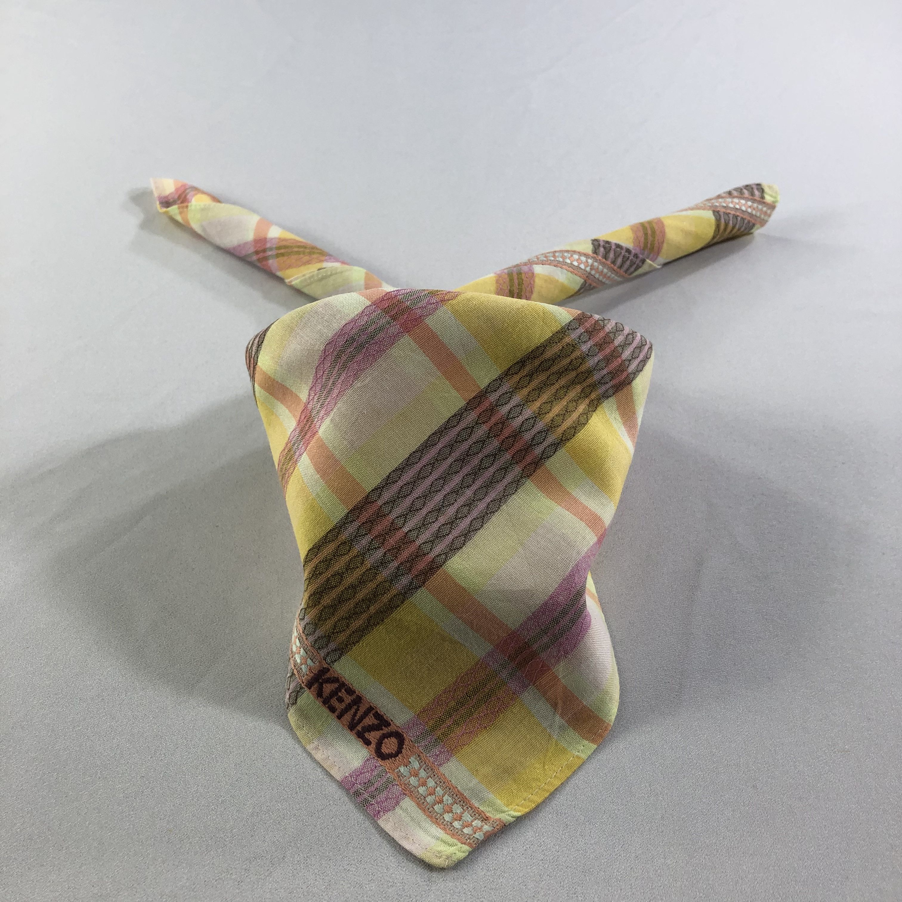 Kenzo Kenzo Handkerchief Neckerchief Bandana H1573 Size ONE SIZE - 1 Thumbnail